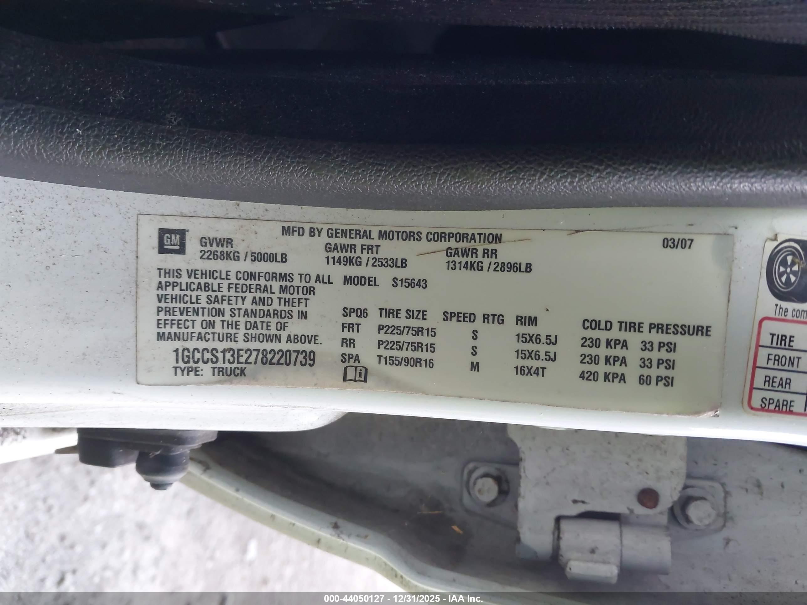 CHEVROLET COLORADO image 9