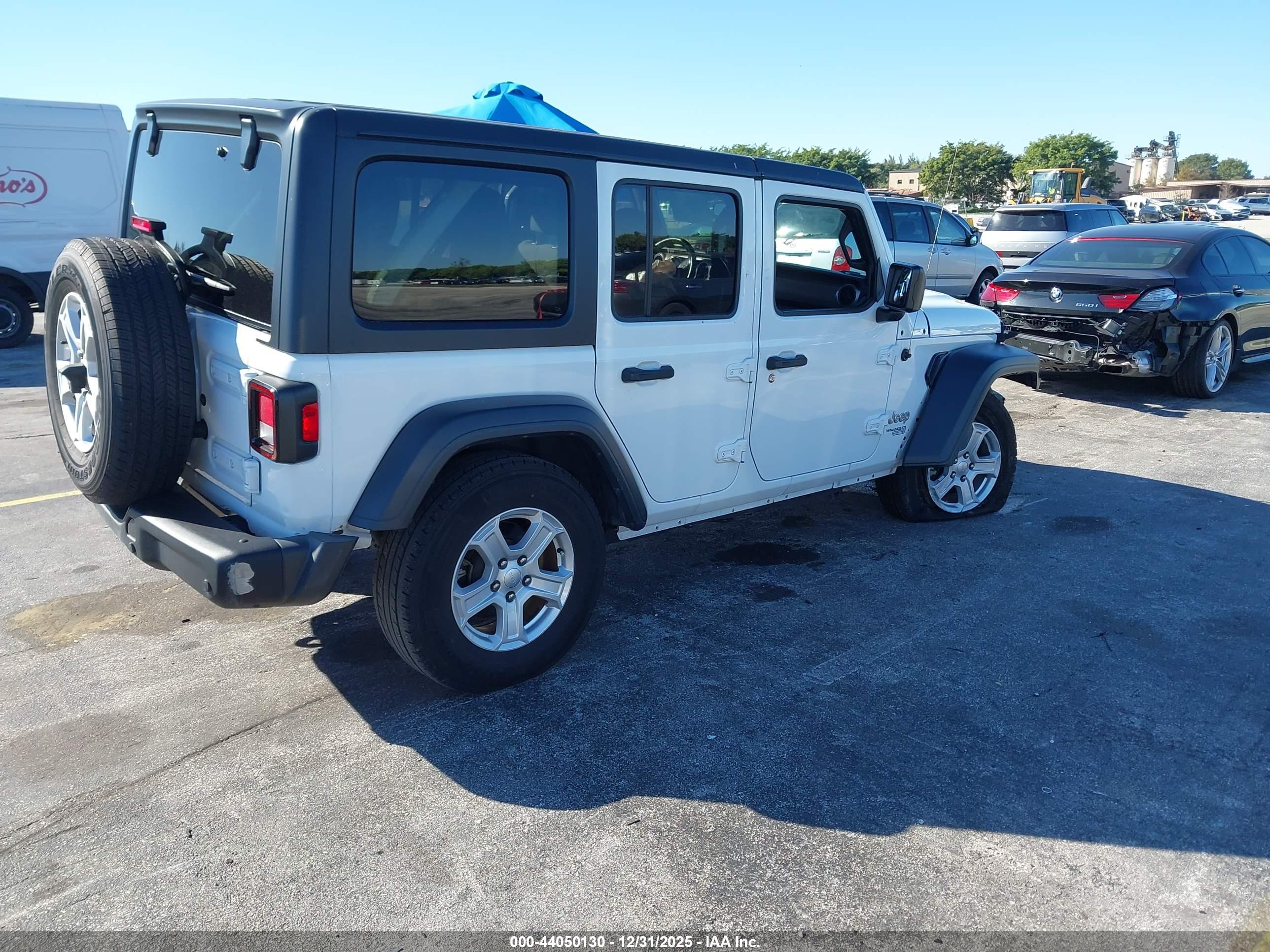 JEEP WRANGLER image 4
