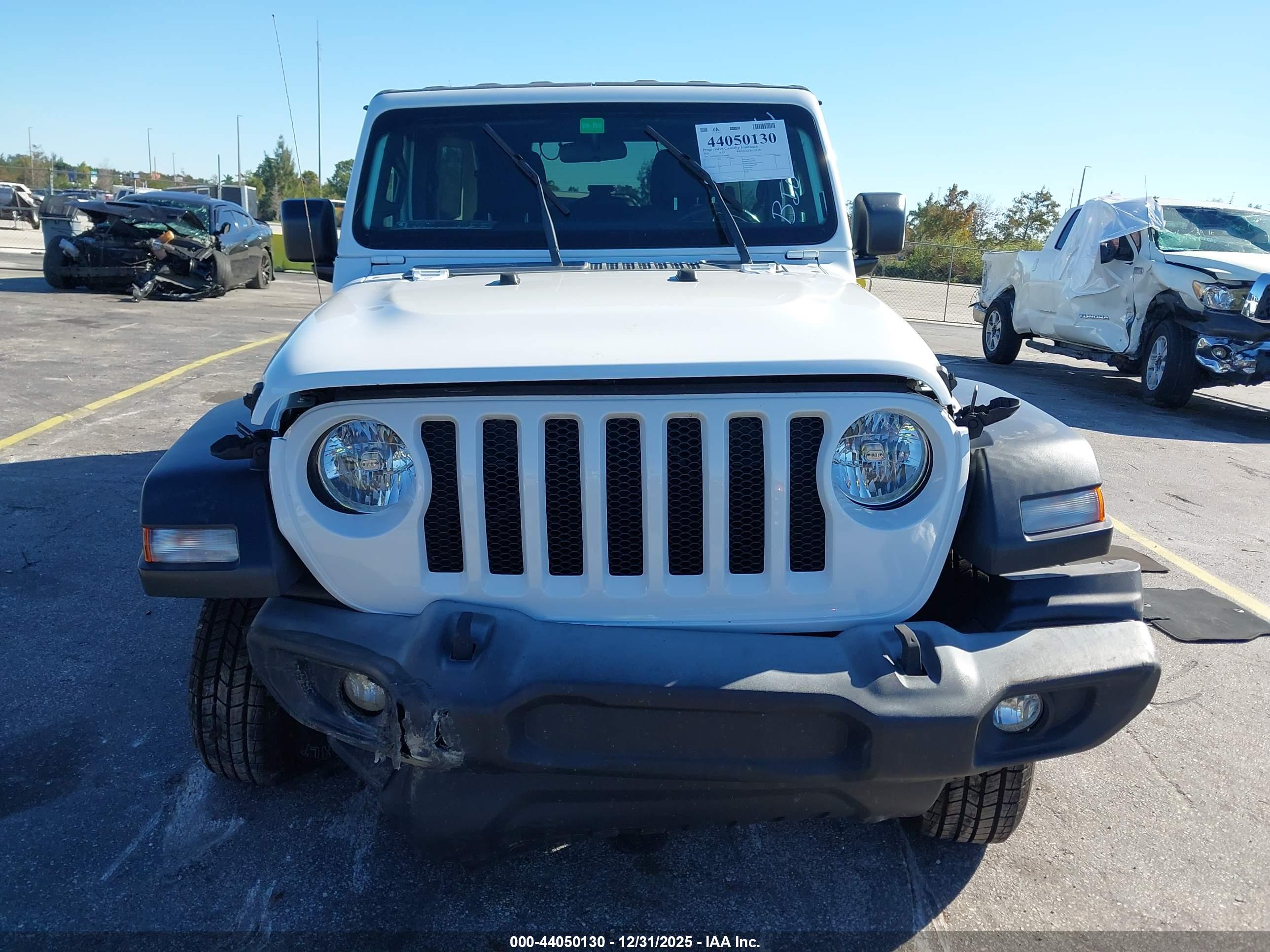 JEEP WRANGLER image 6