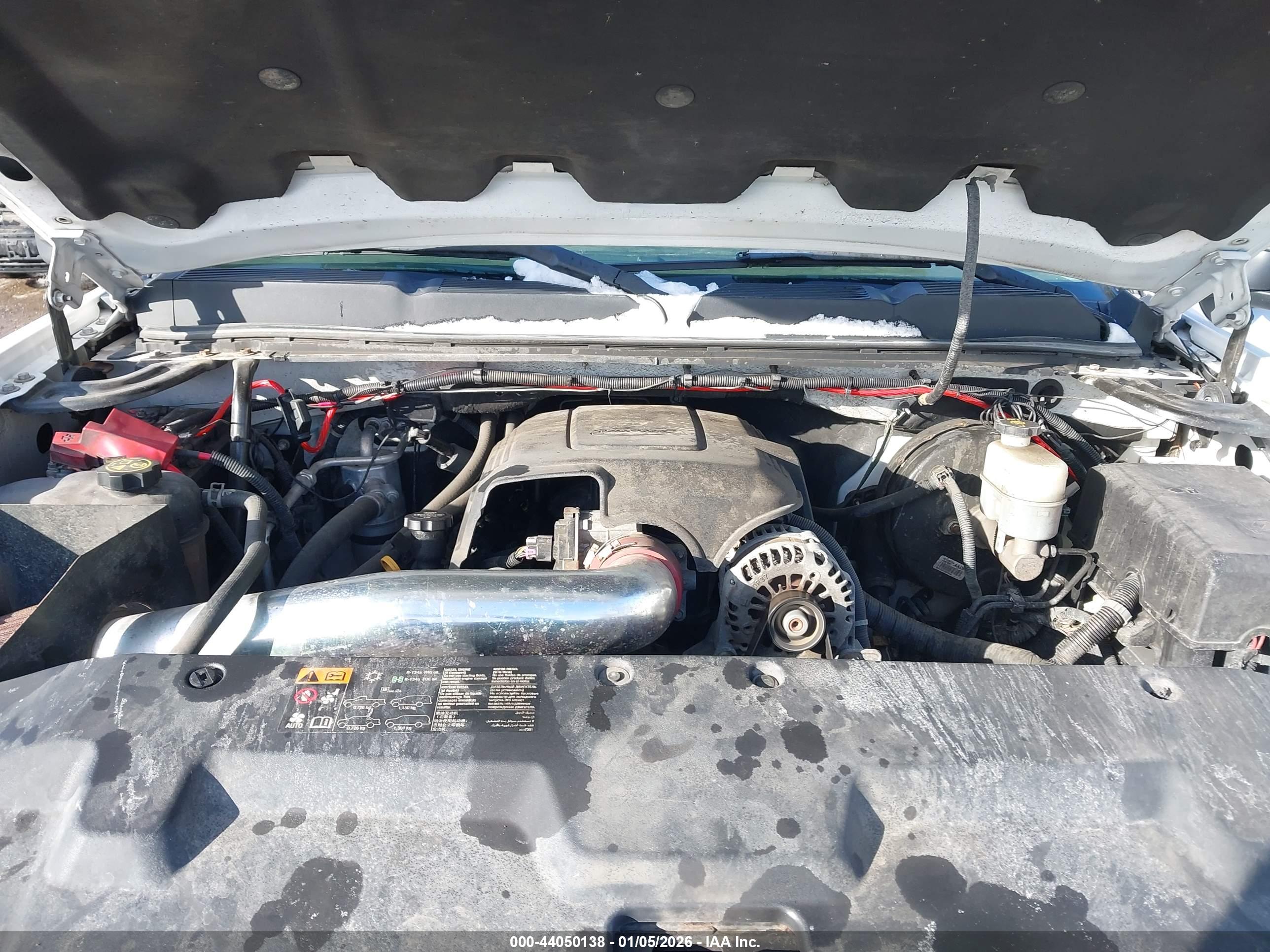 CHEVROLET SILVERADO image 10