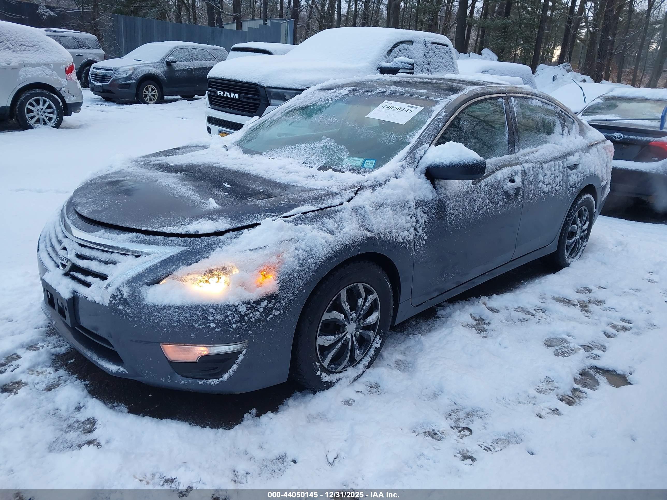 NISSAN ALTIMA image 2