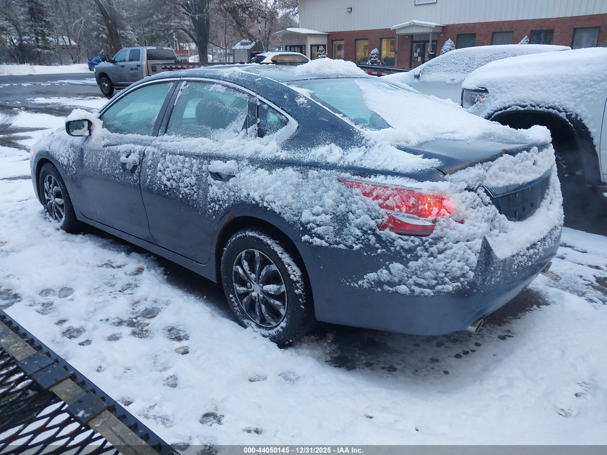 NISSAN ALTIMA image 3