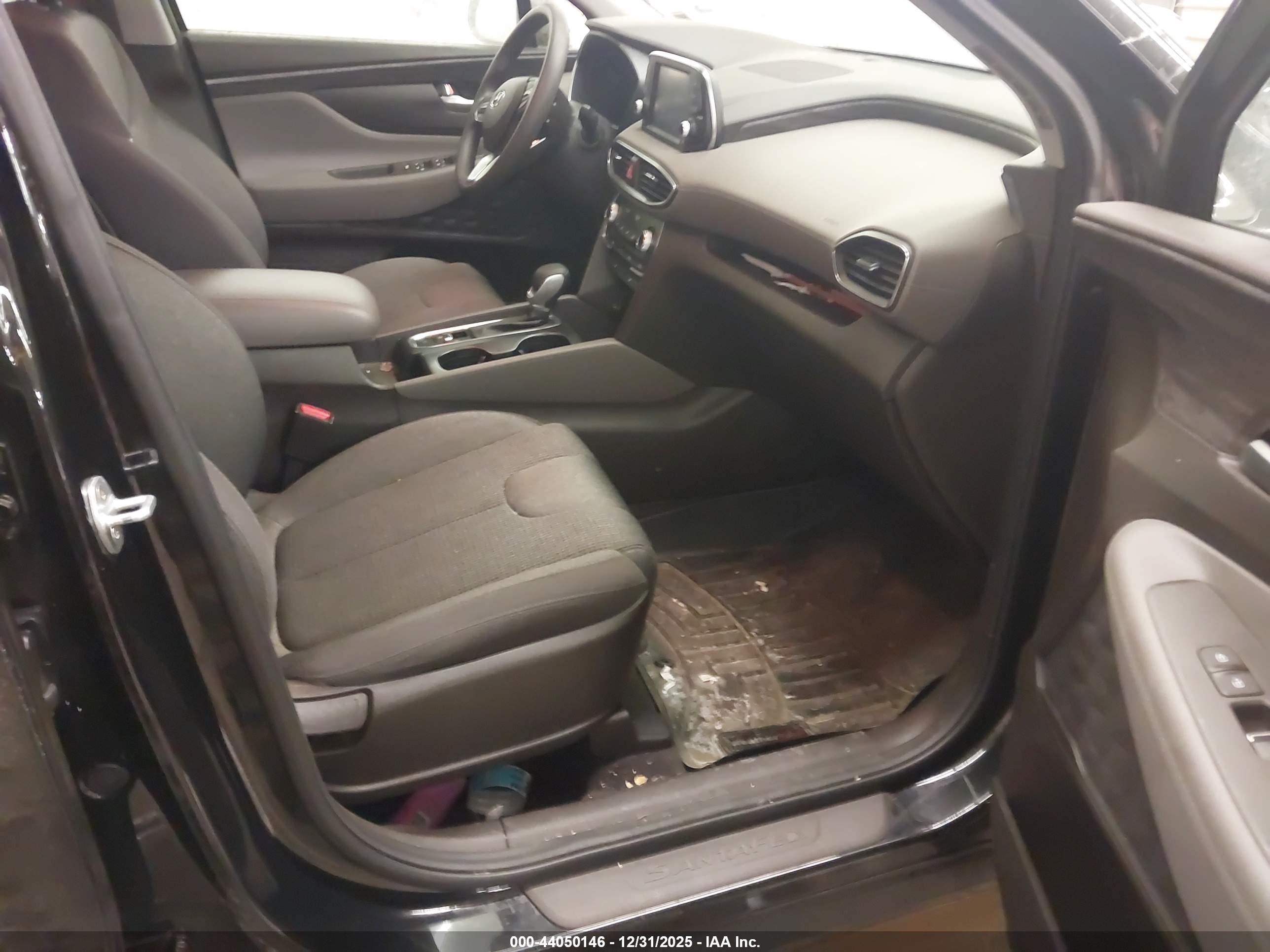 HYUNDAI SANTA image 5