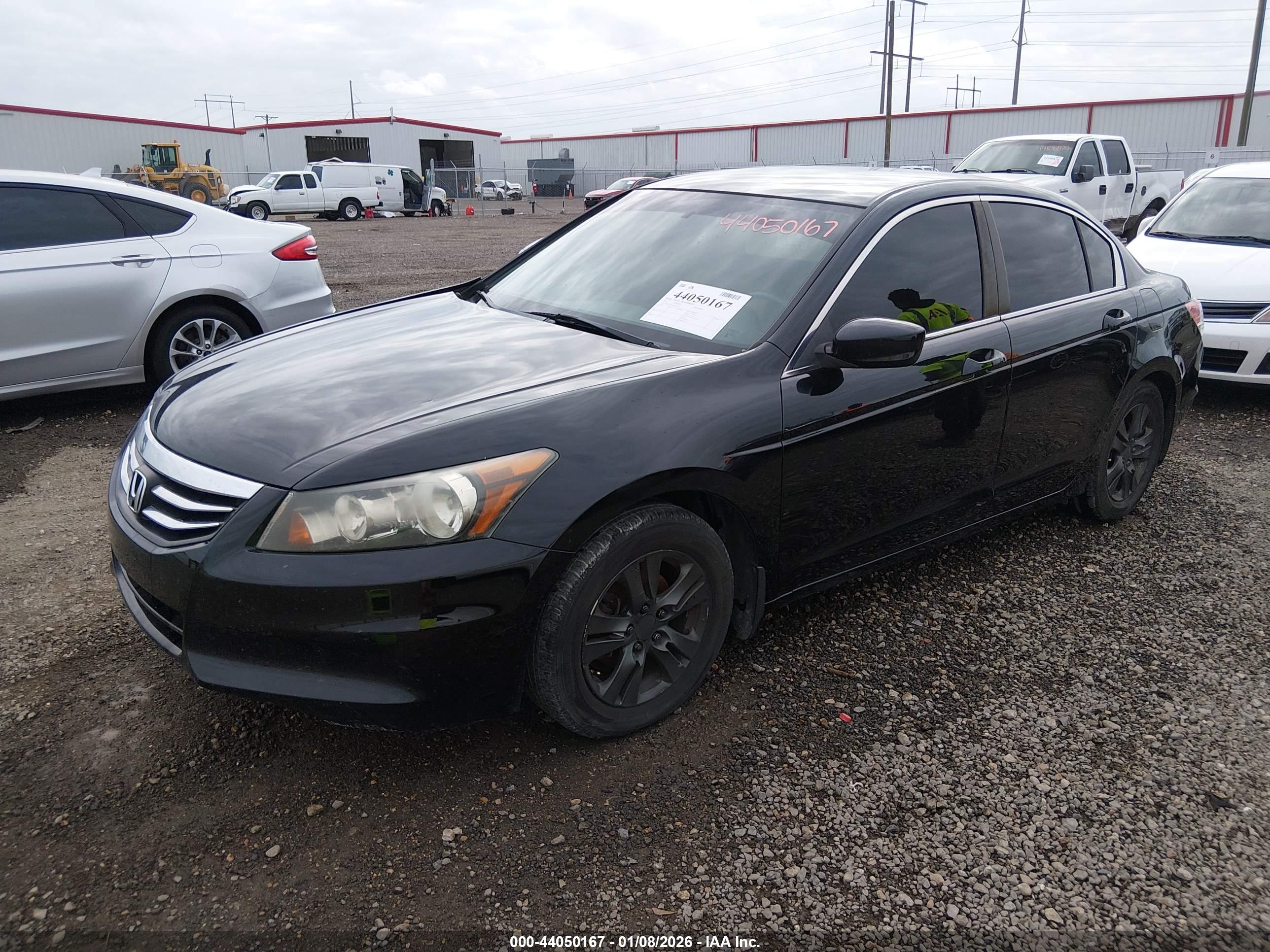 HONDA ACCORD image 2