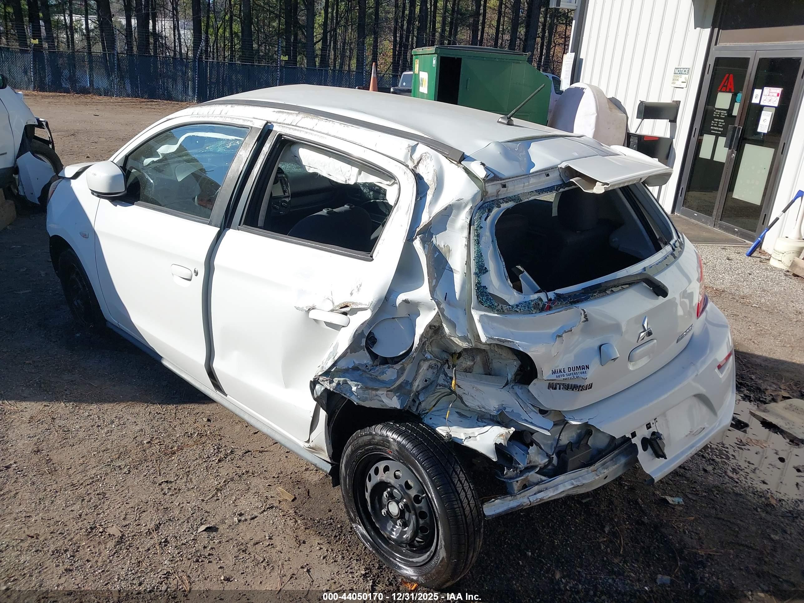 MITSUBISHI MIRAGE image 6