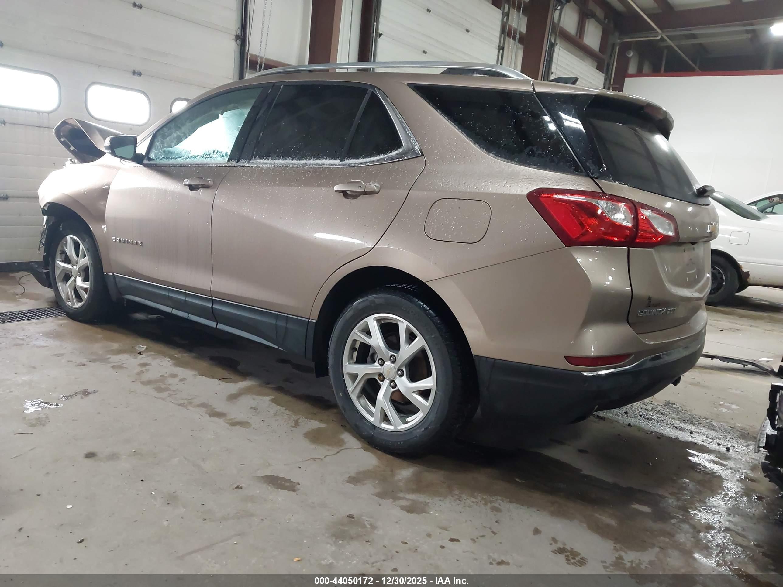 CHEVROLET EQUINOX image 3