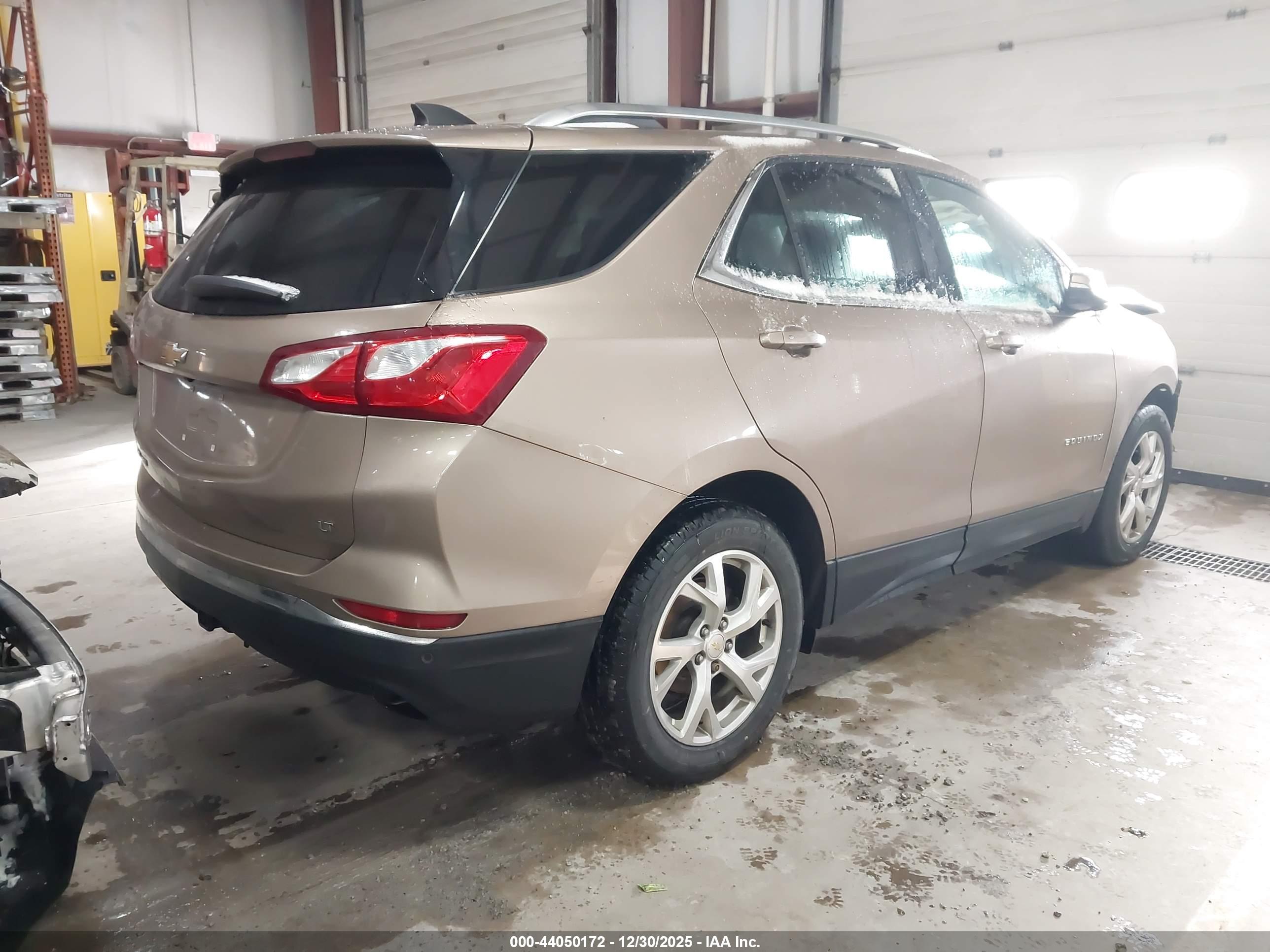 CHEVROLET EQUINOX image 4