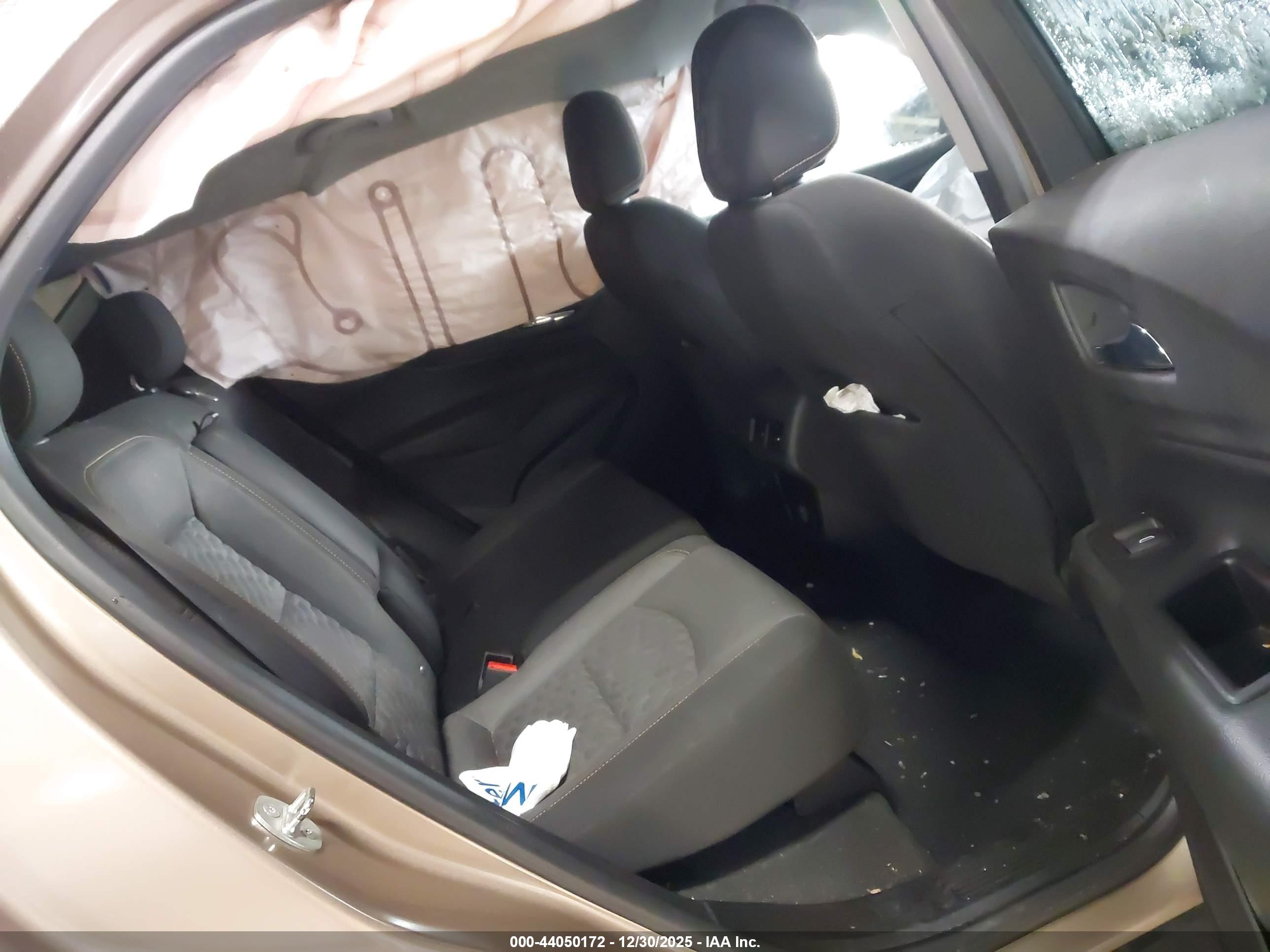 CHEVROLET EQUINOX image 8
