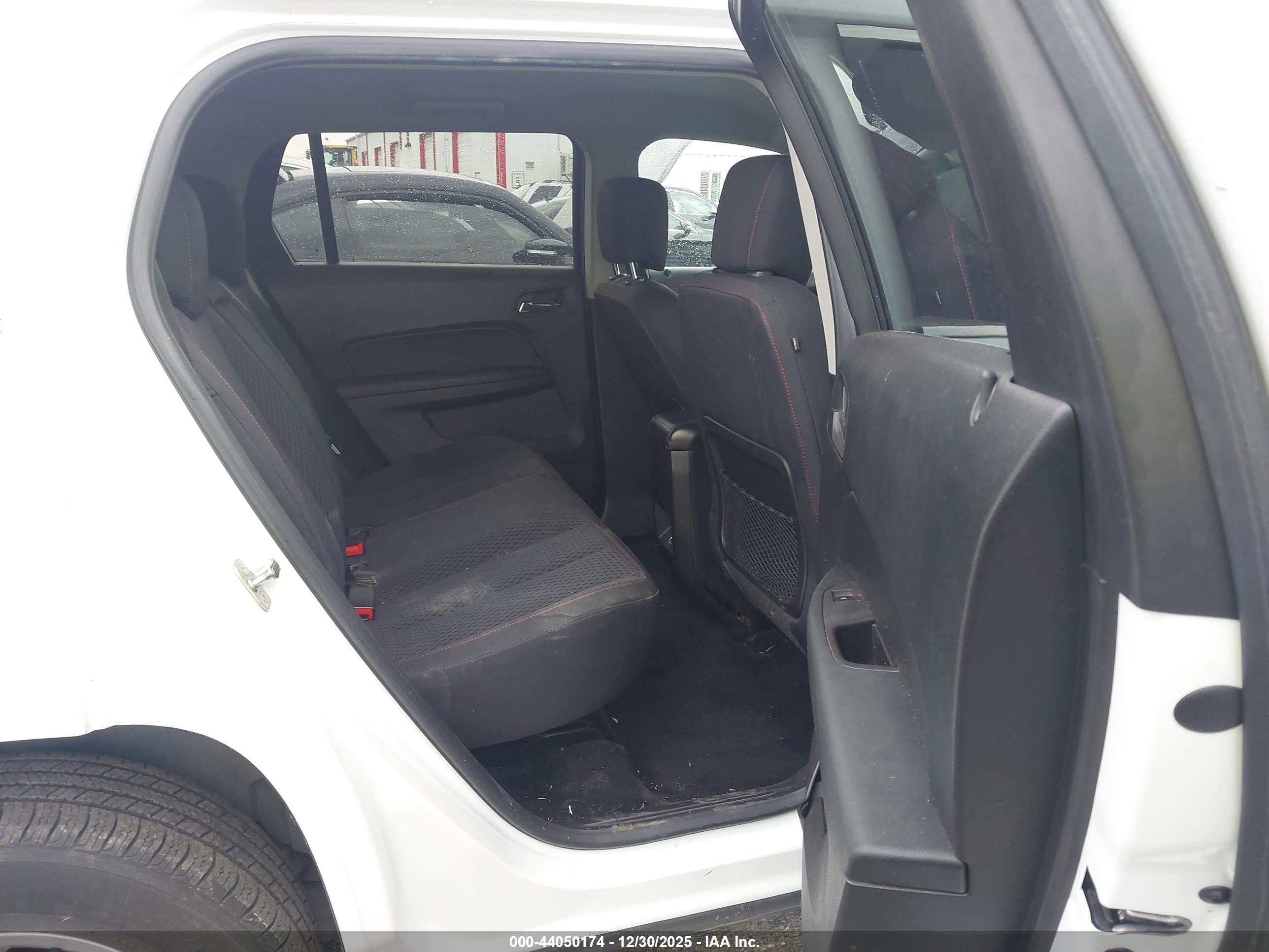 GMC TERRAIN image 8