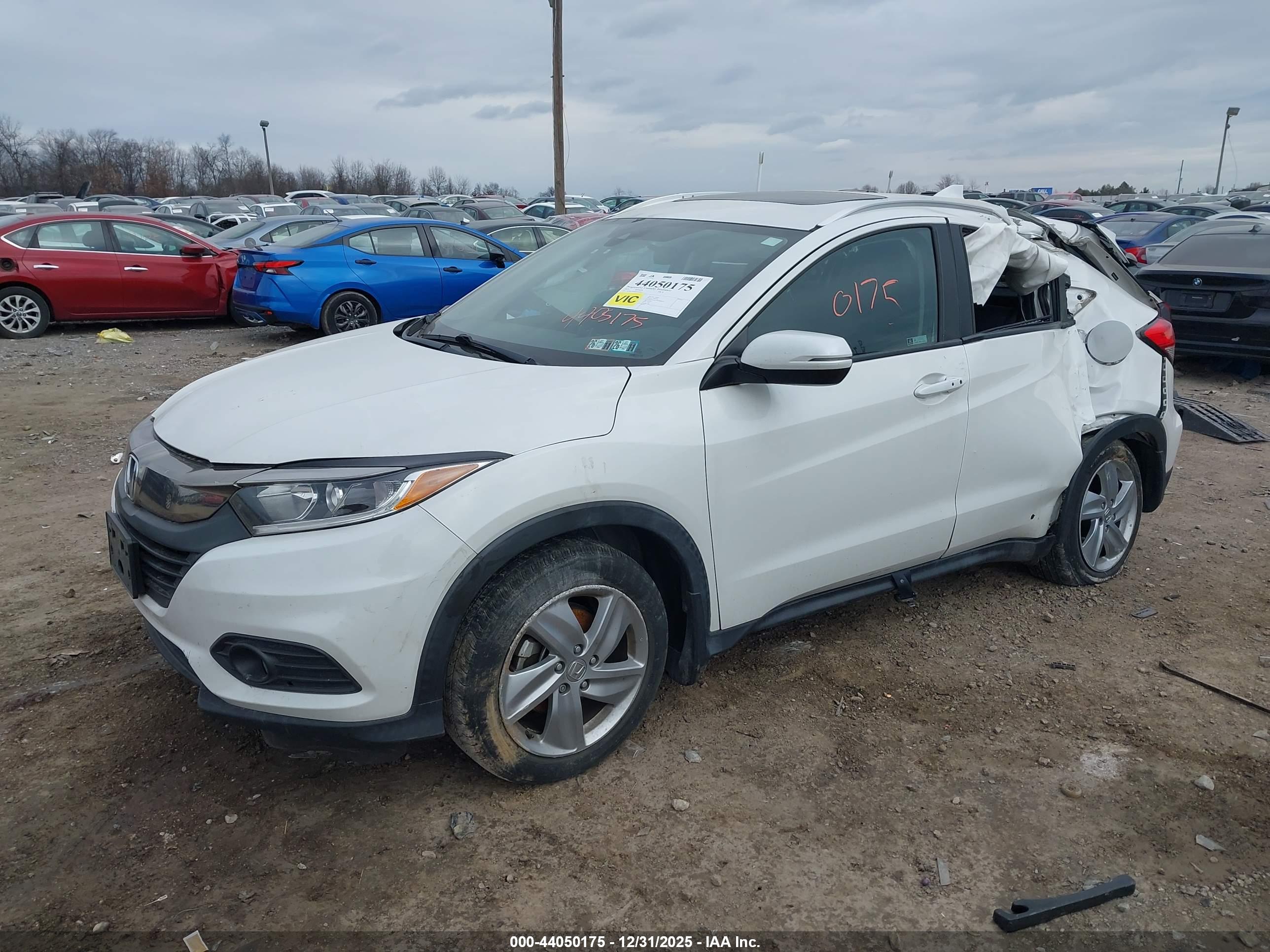 HONDA HR-V image 2