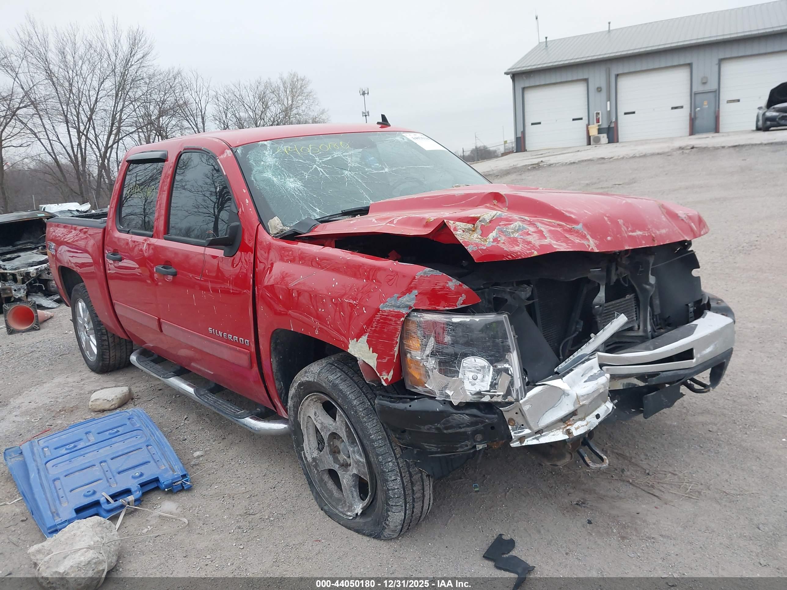 CHEVROLET SILVERADO image 6