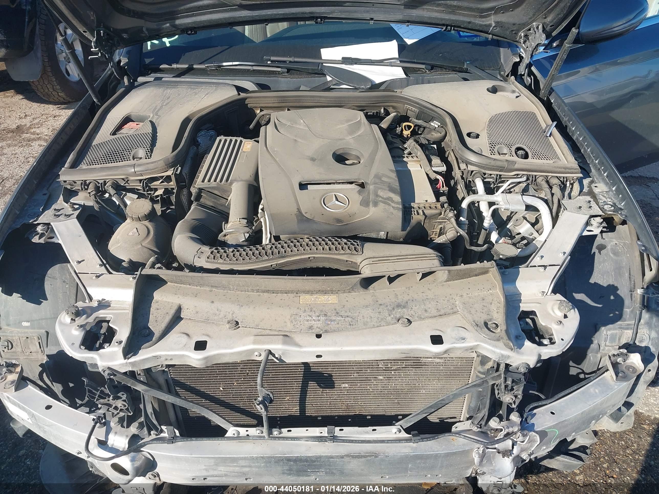 MERCEDES-BENZ E image 10