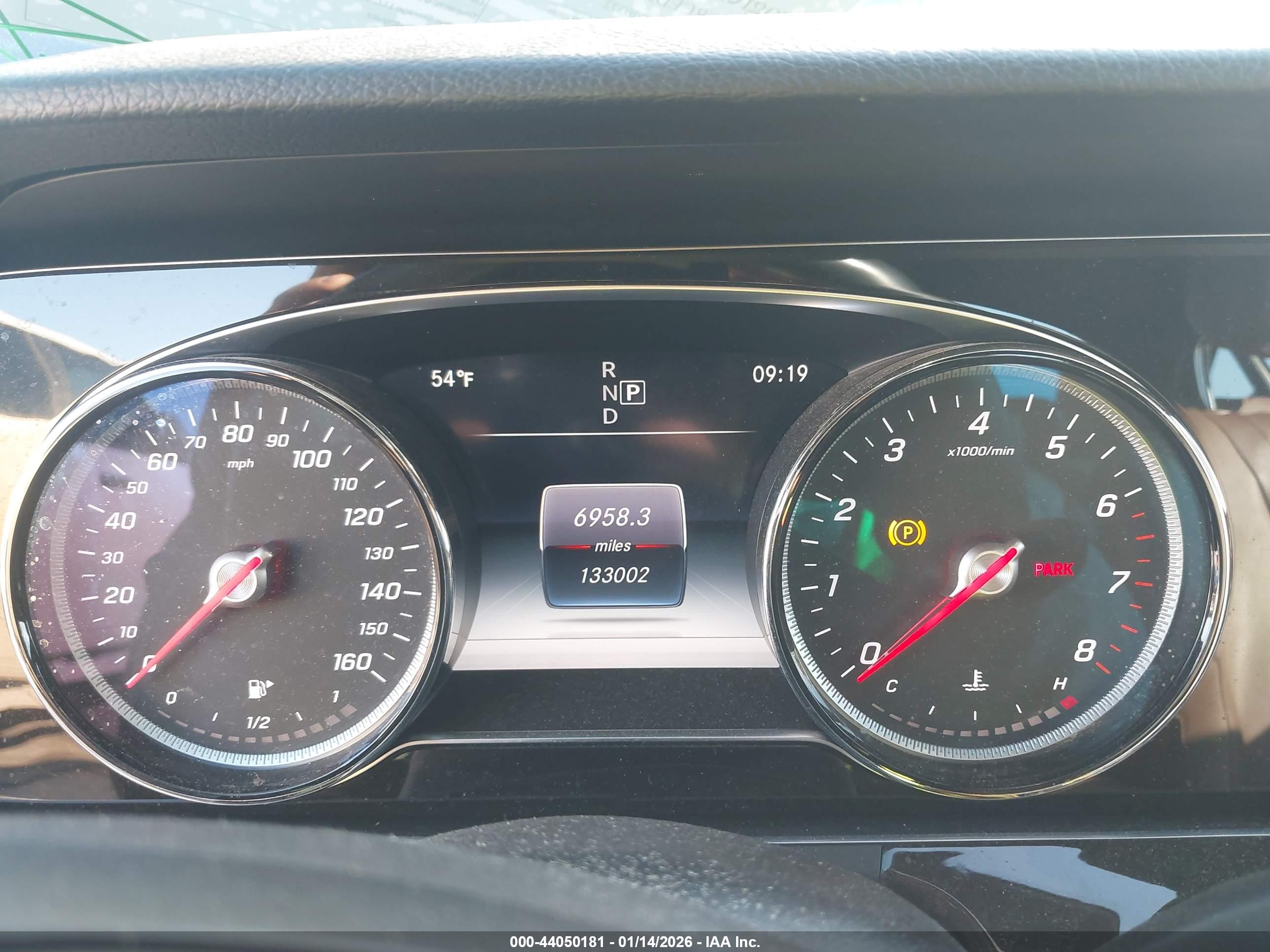 MERCEDES-BENZ E image 7