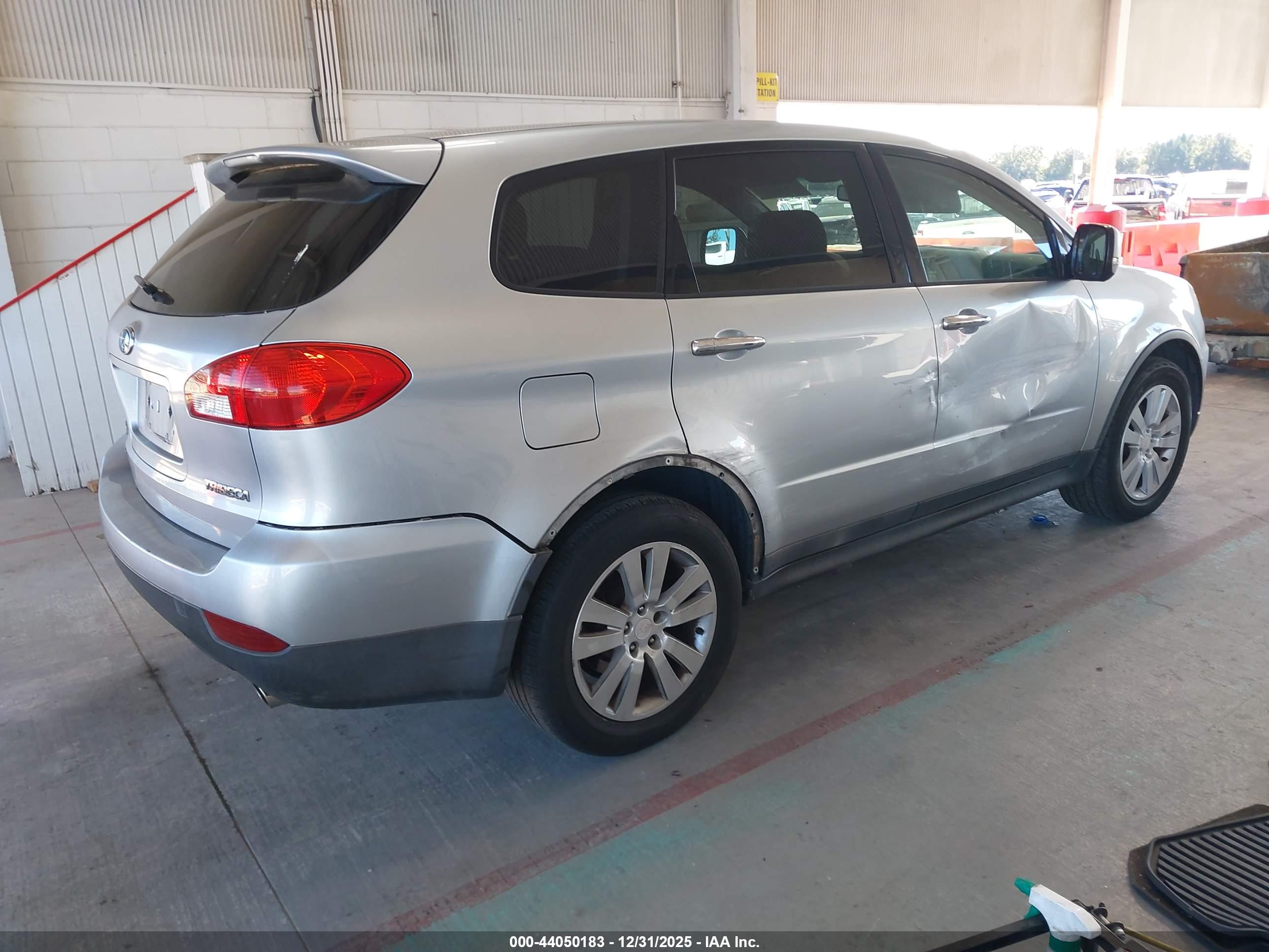 SUBARU TRIBECA image 4