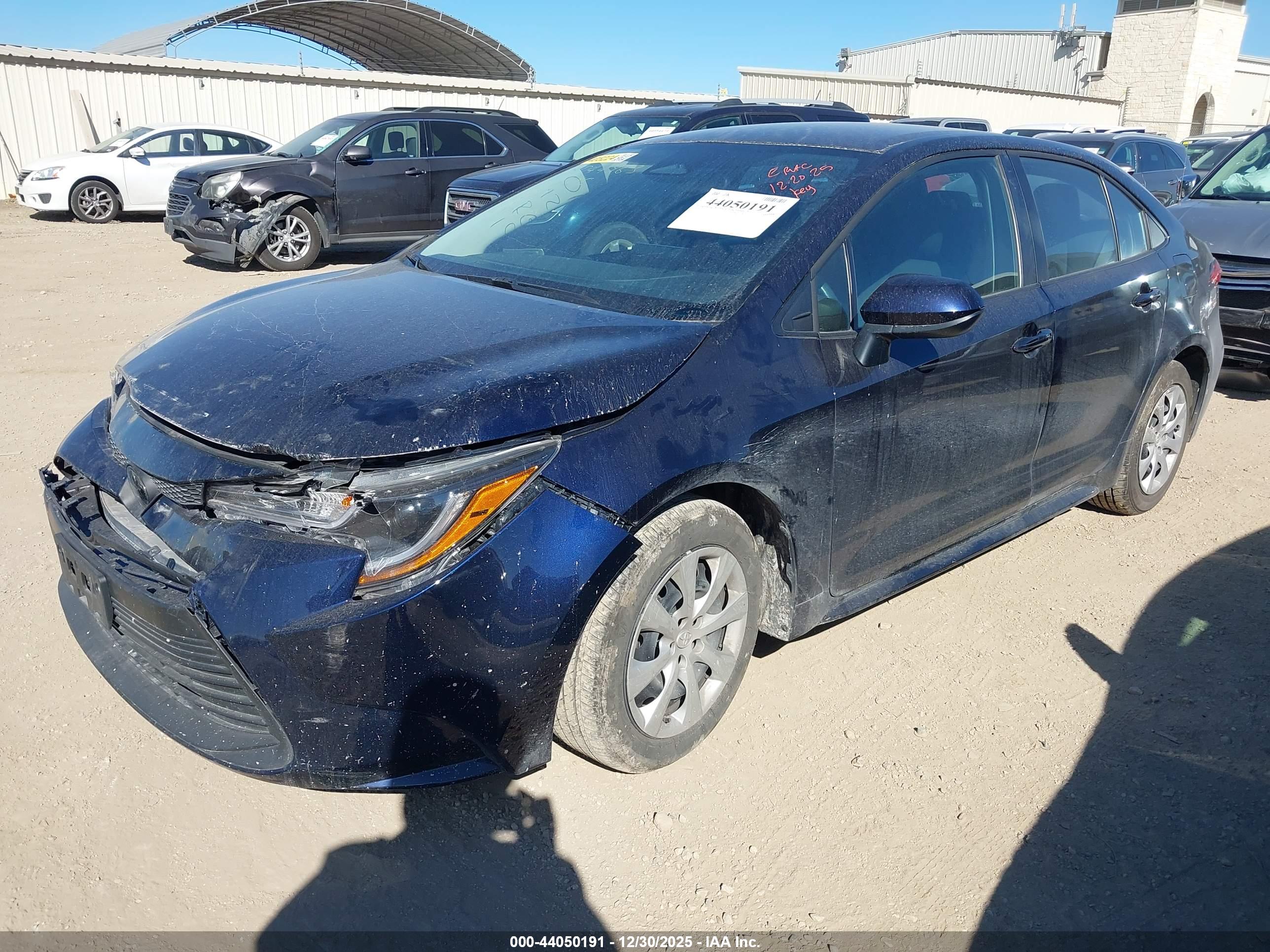 TOYOTA COROLLA image 2