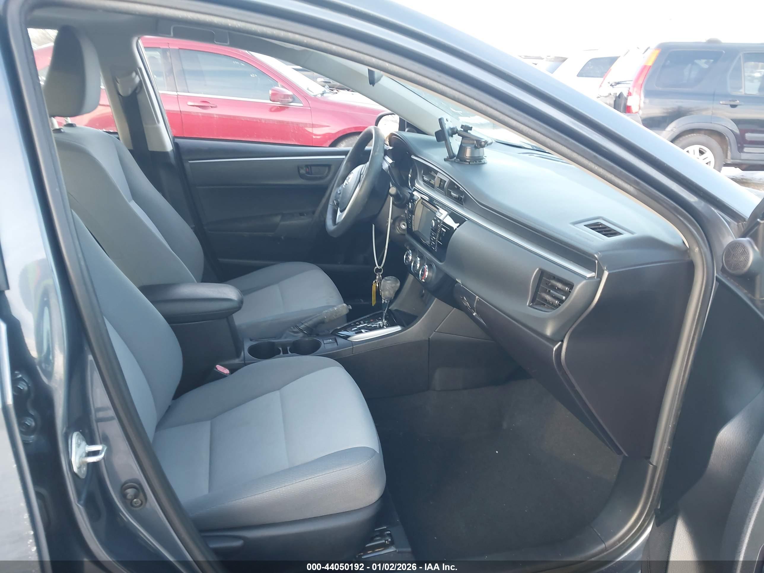 TOYOTA COROLLA image 5