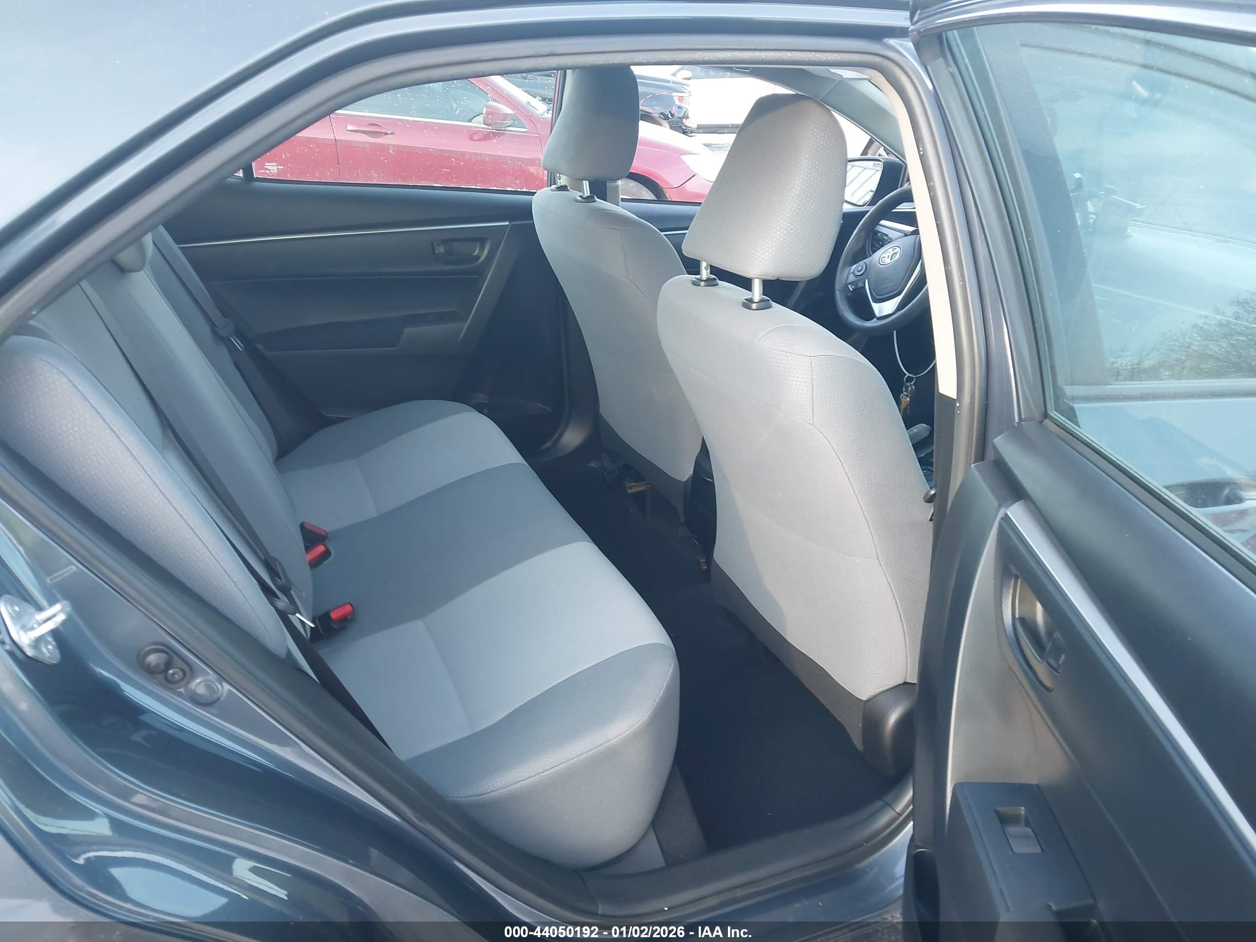TOYOTA COROLLA image 8