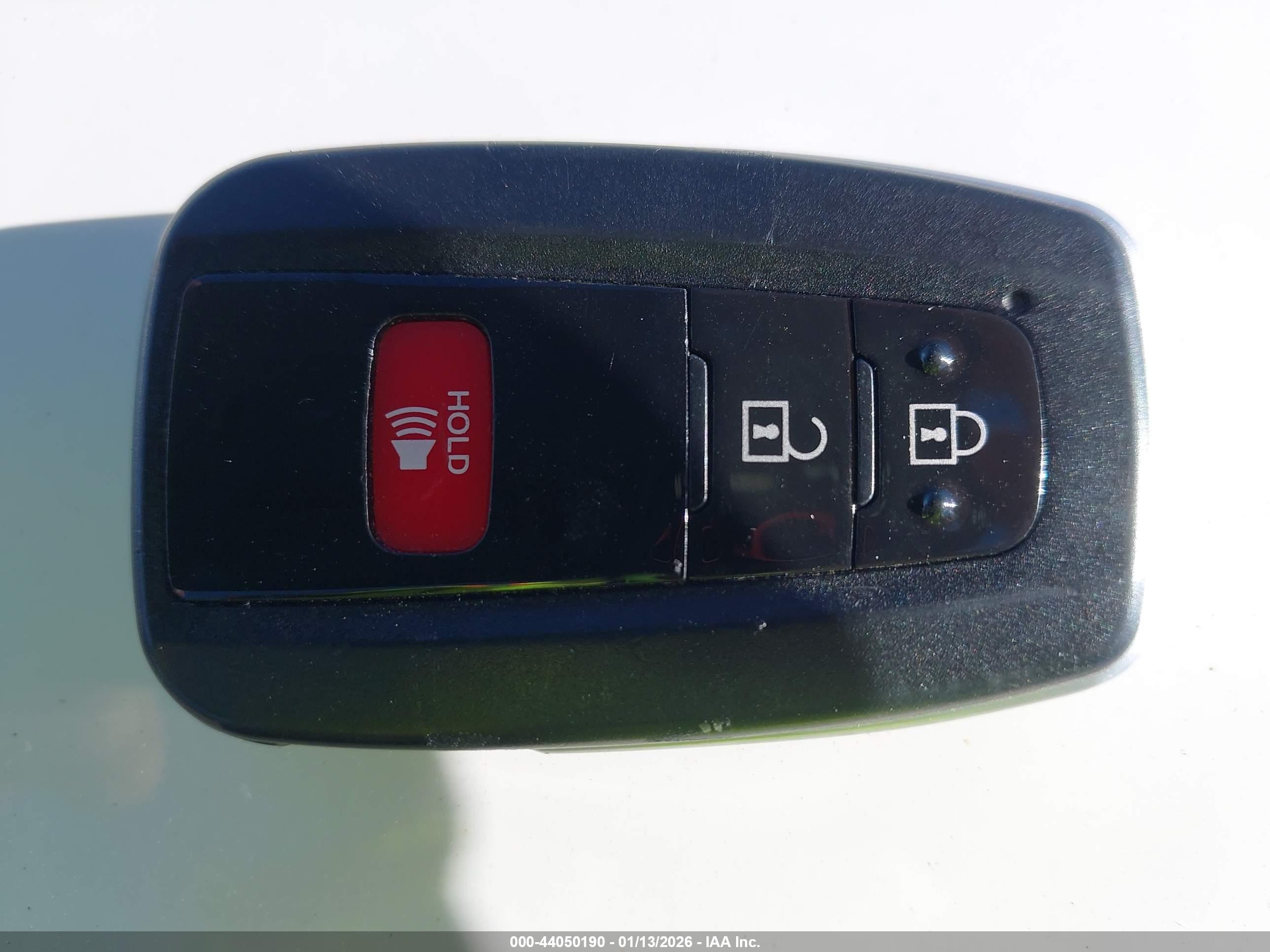 TOYOTA PRIUS image 11