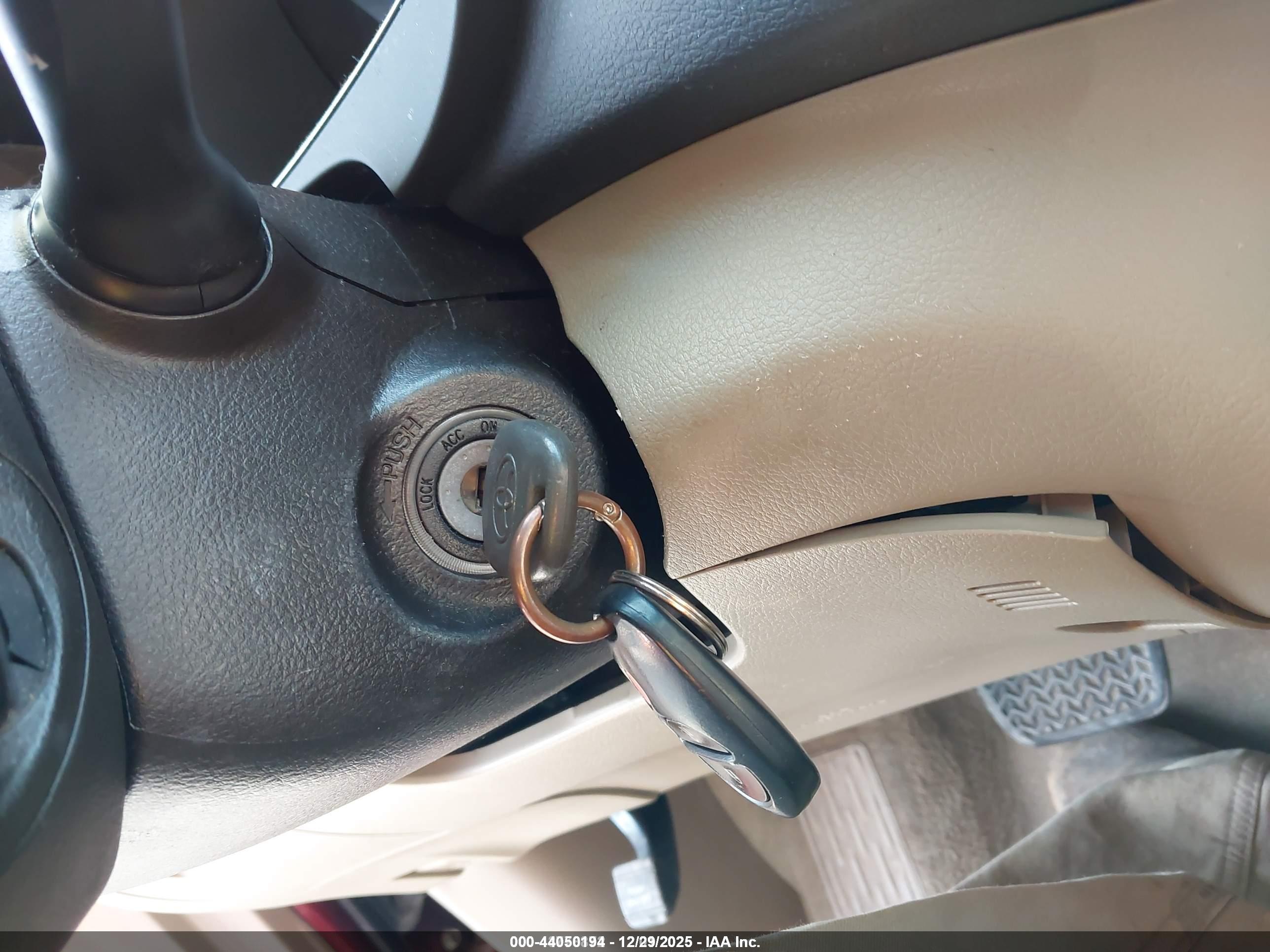 TOYOTA HIGHLANDER image 11