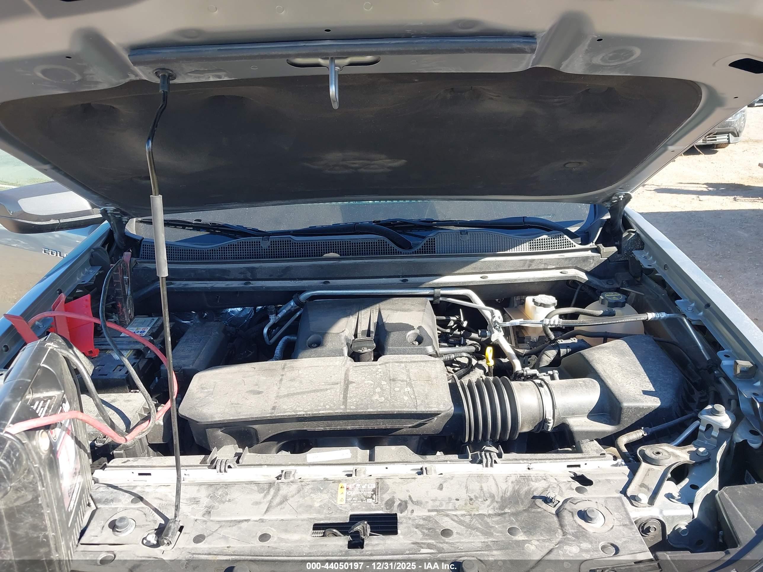 CHEVROLET COLORADO image 10