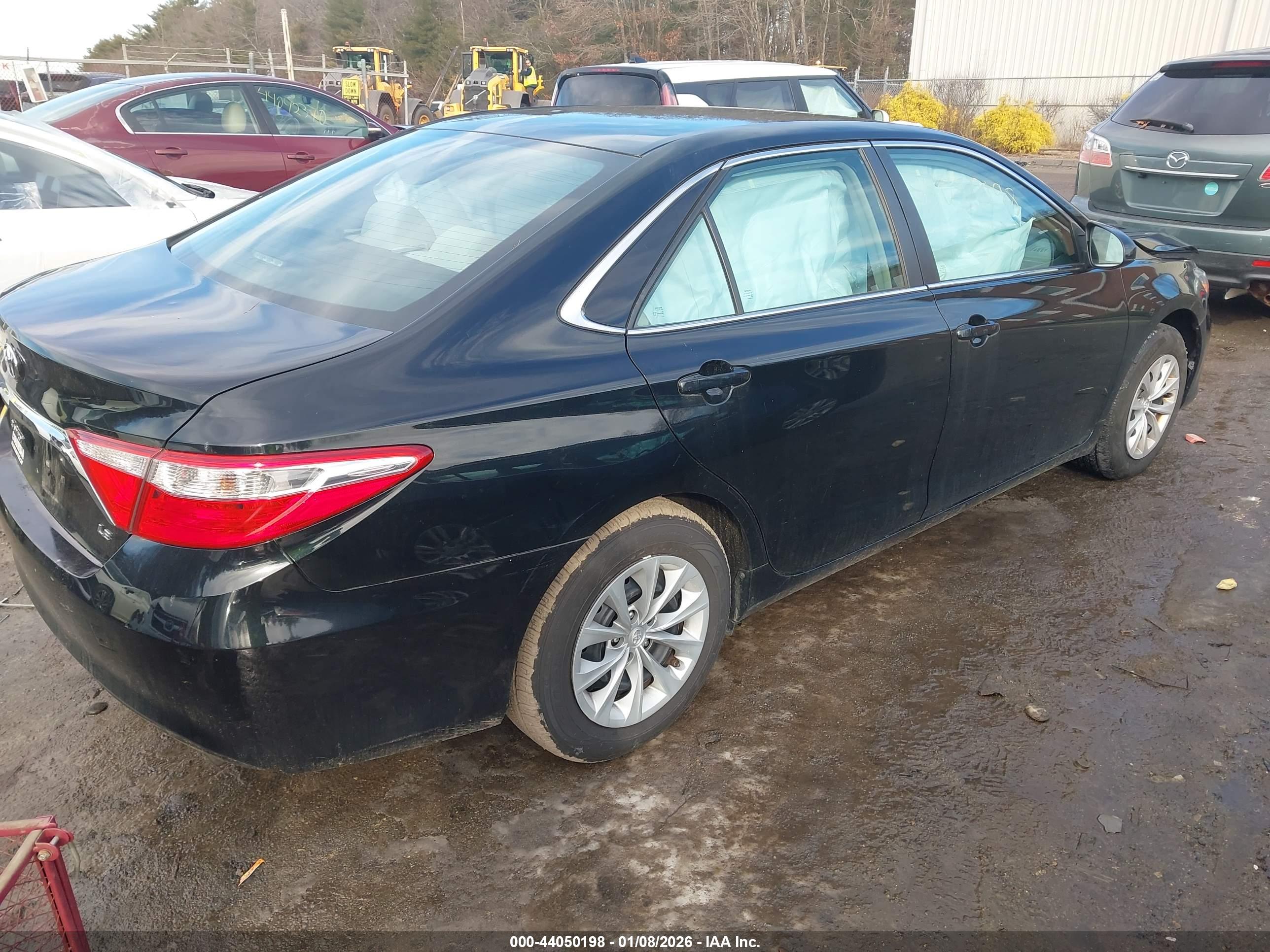 TOYOTA CAMRY image 4