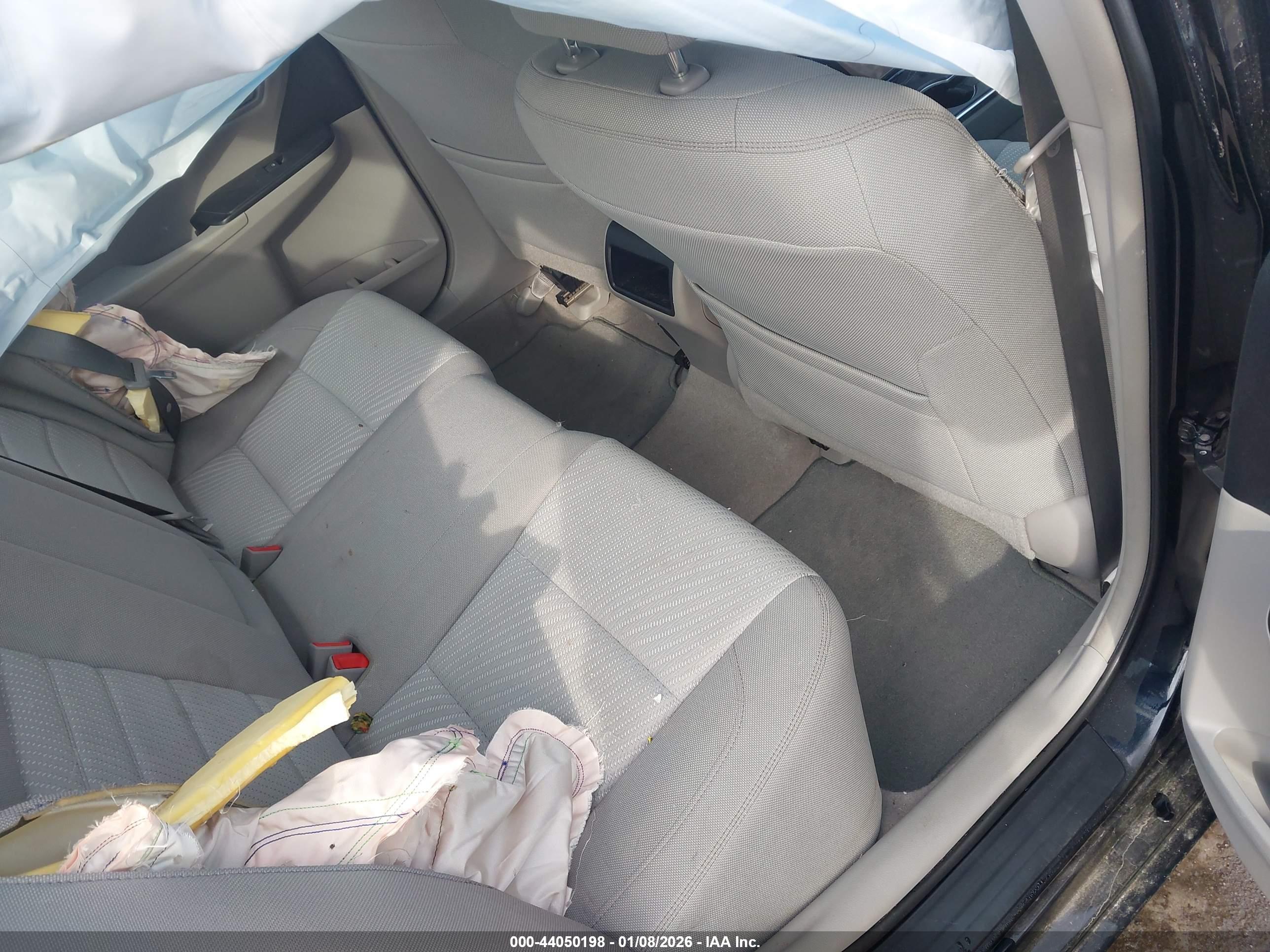 TOYOTA CAMRY image 8