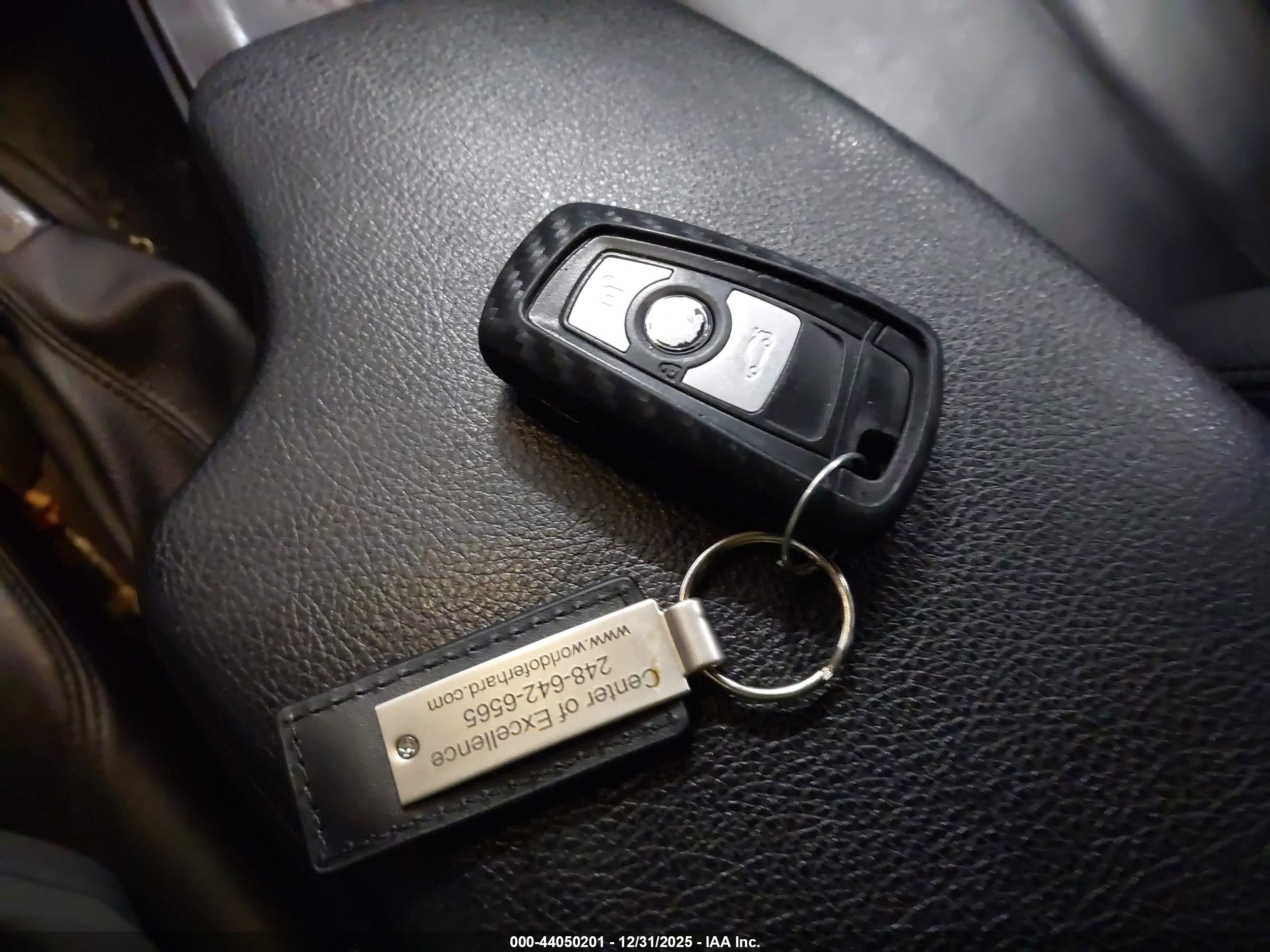 BMW 320I image 11