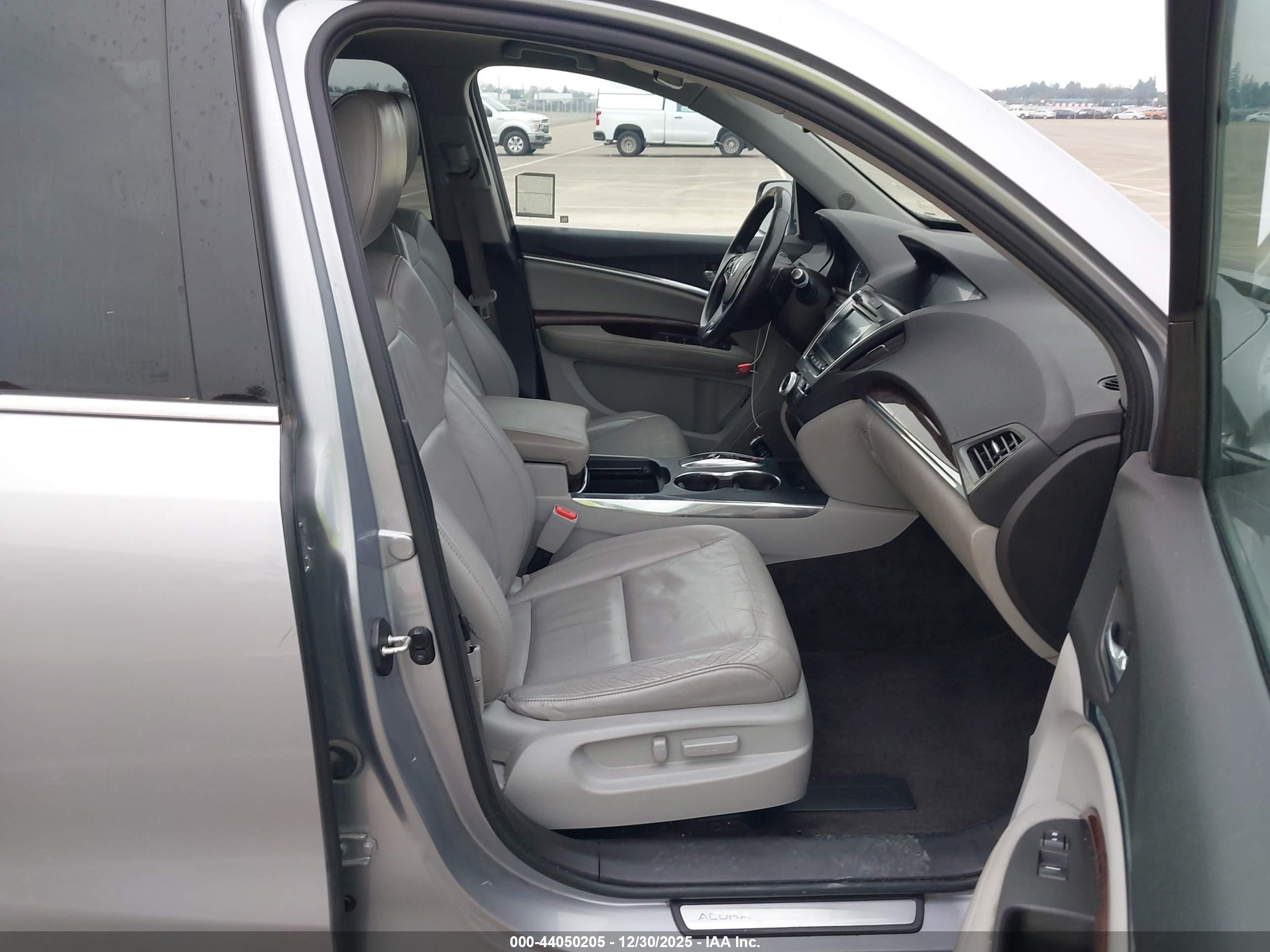 ACURA MDX image 5