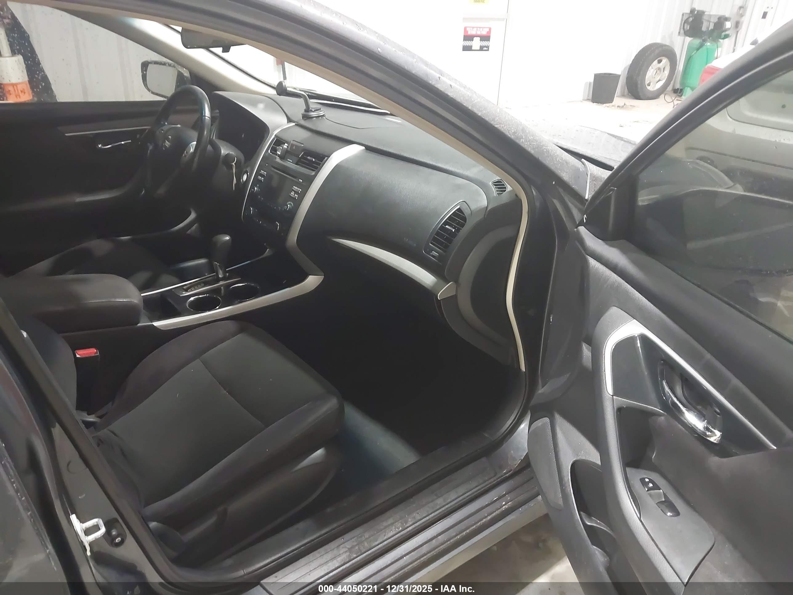 NISSAN ALTIMA image 5