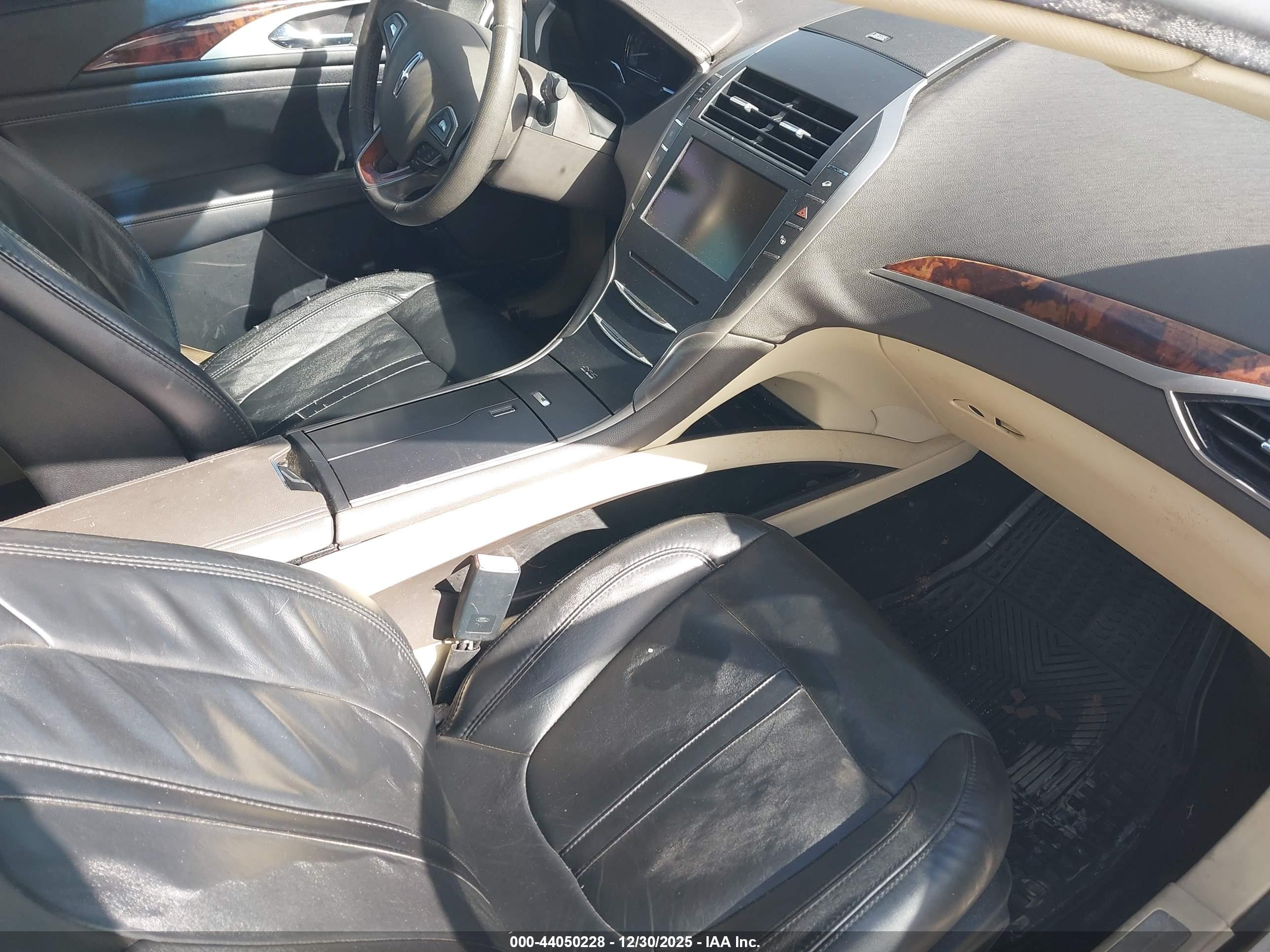 LINCOLN MKZ image 5