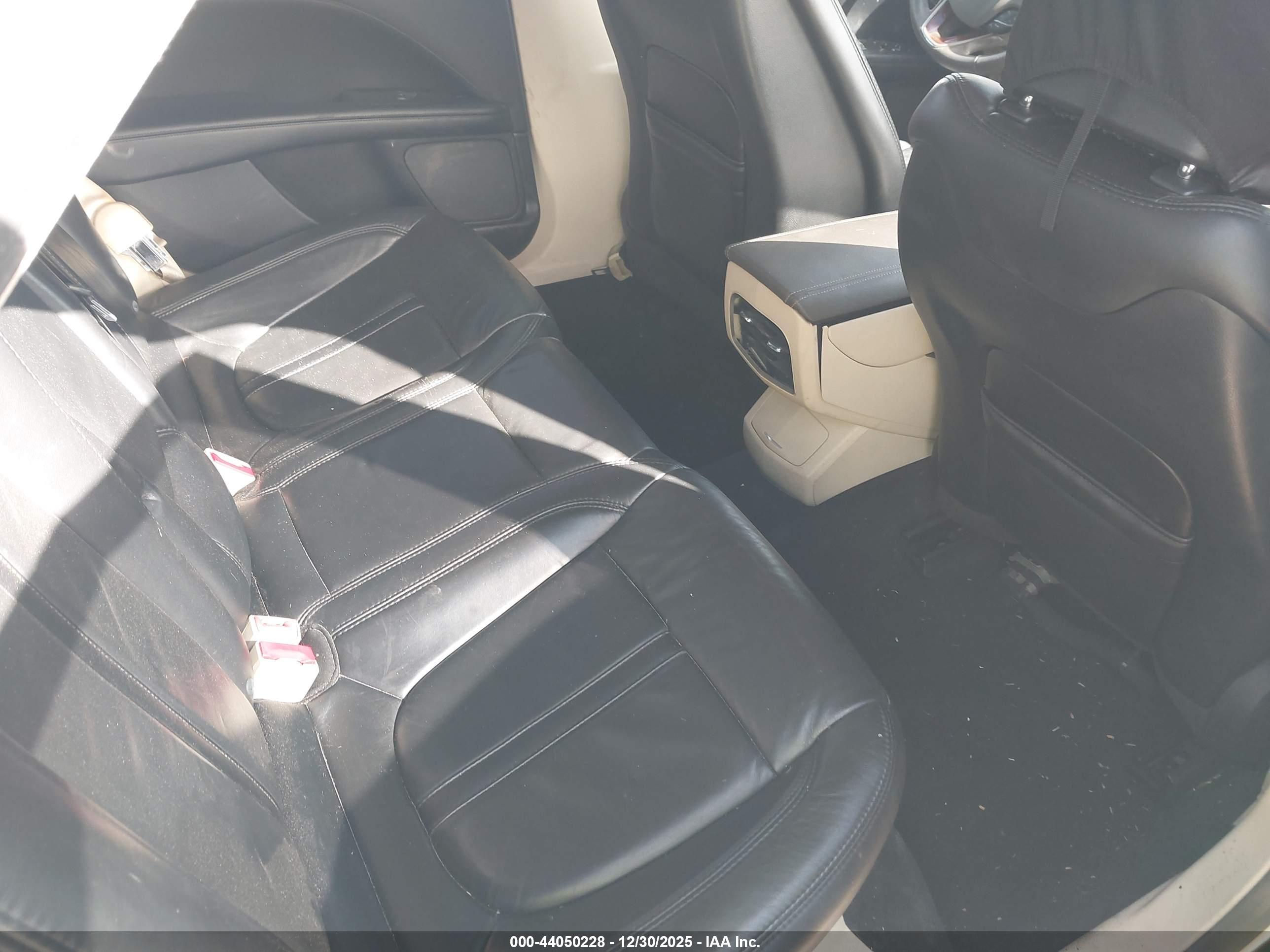 LINCOLN MKZ image 8