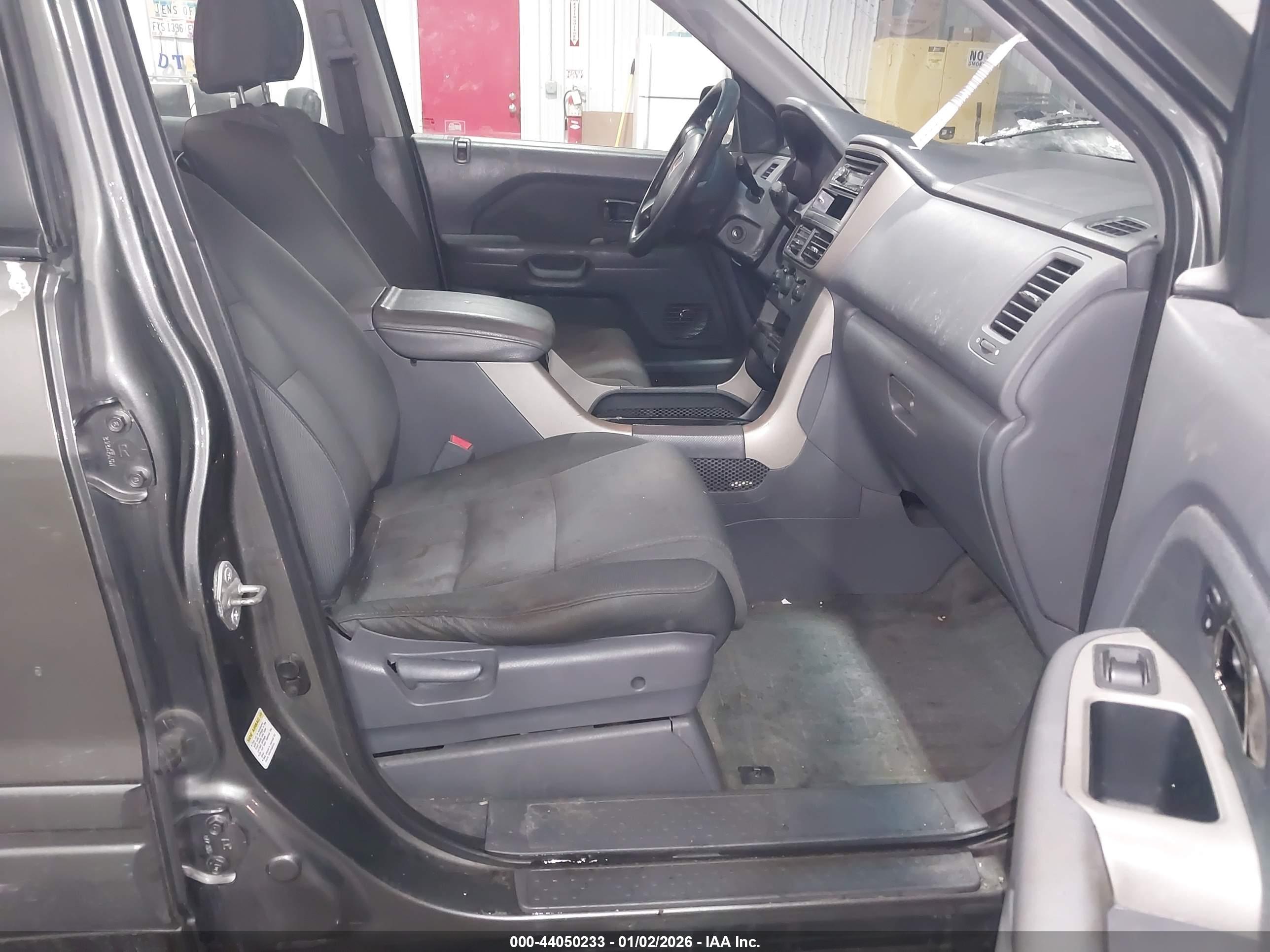 HONDA PILOT image 5