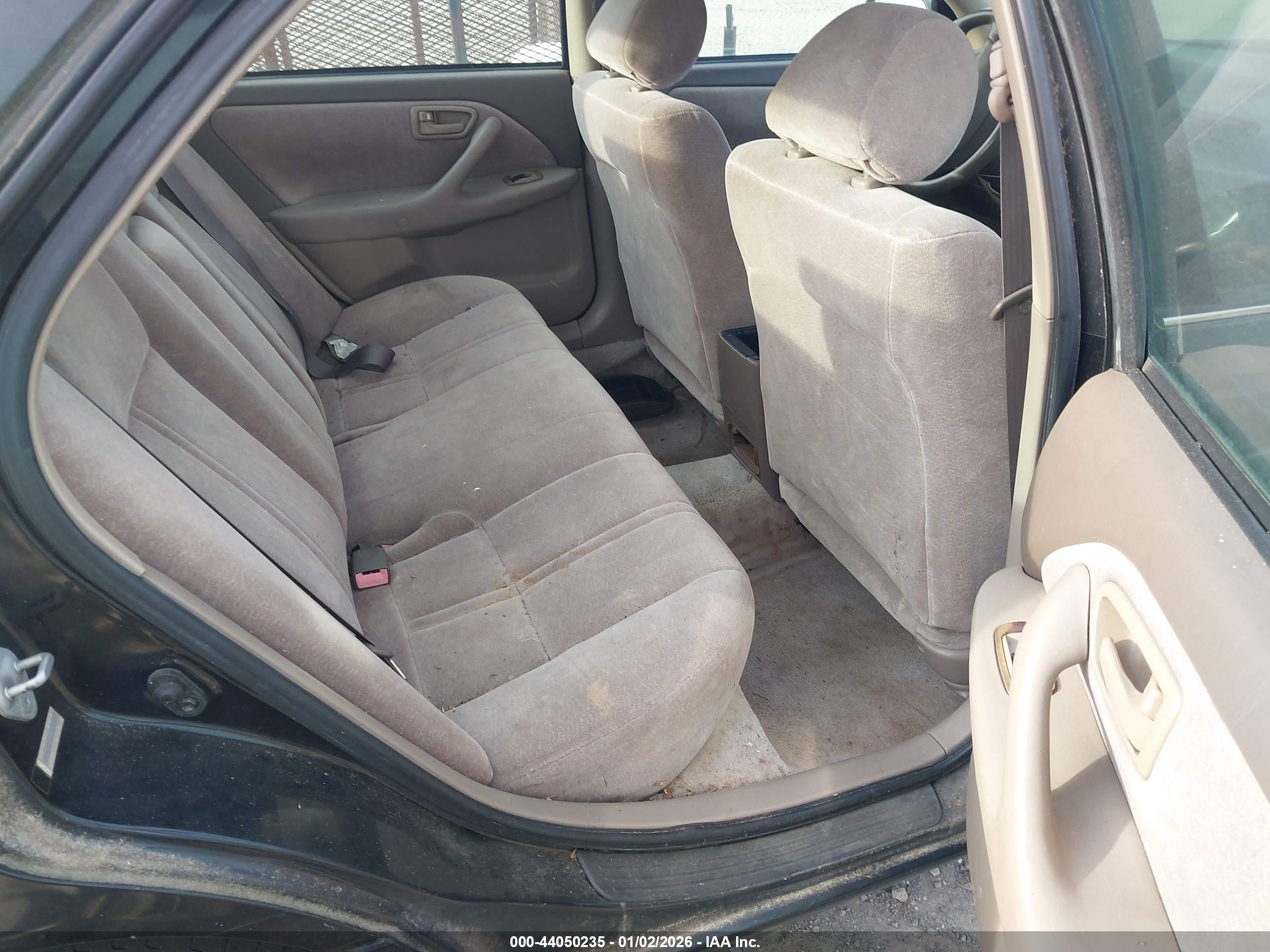 TOYOTA CAMRY image 8