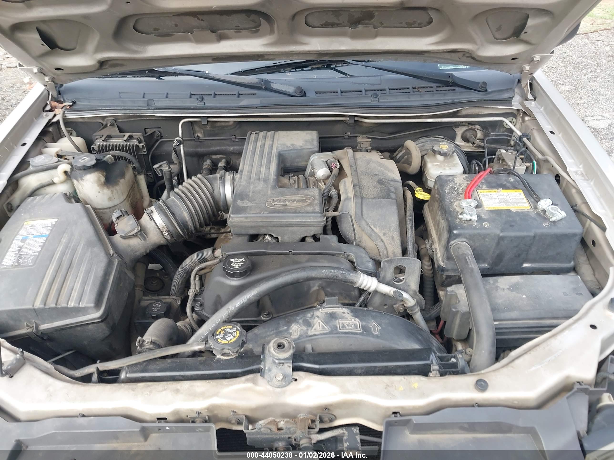CHEVROLET COLORADO image 10