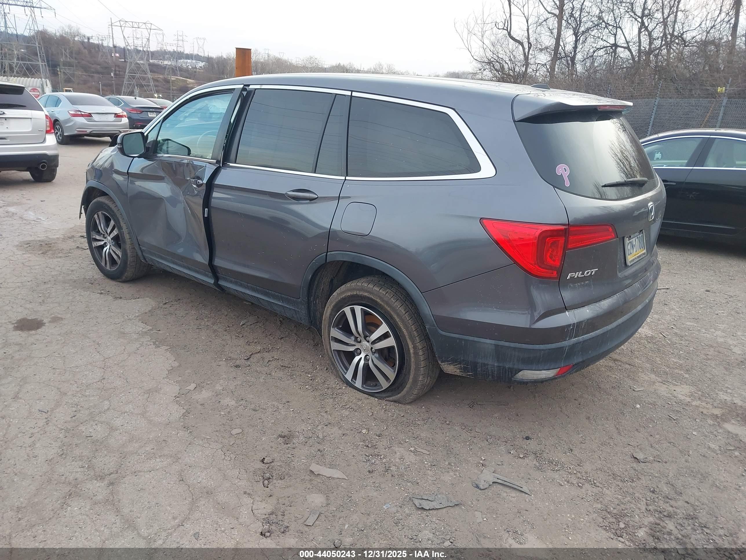 HONDA PILOT image 3