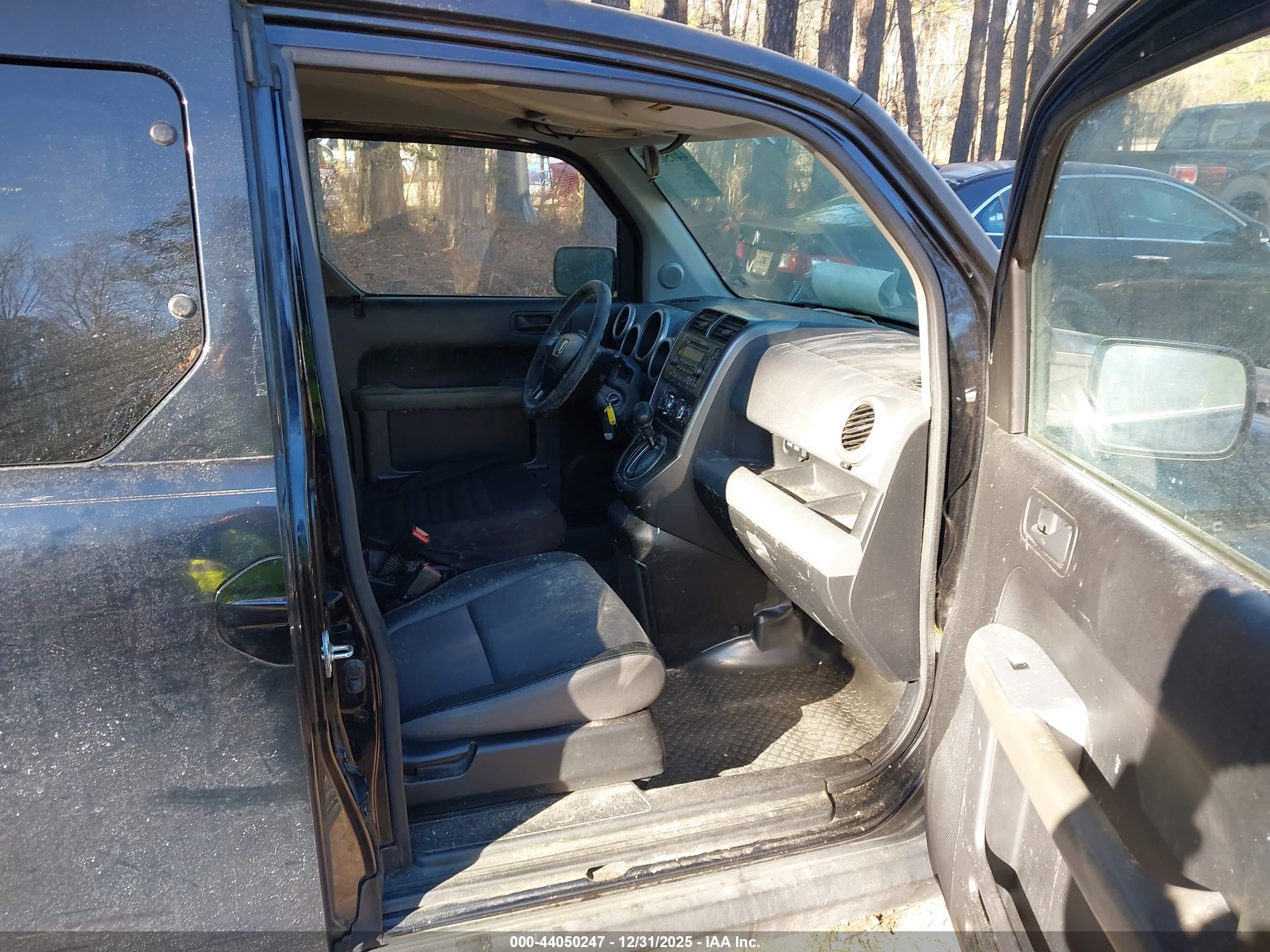 HONDA ELEMENT image 5
