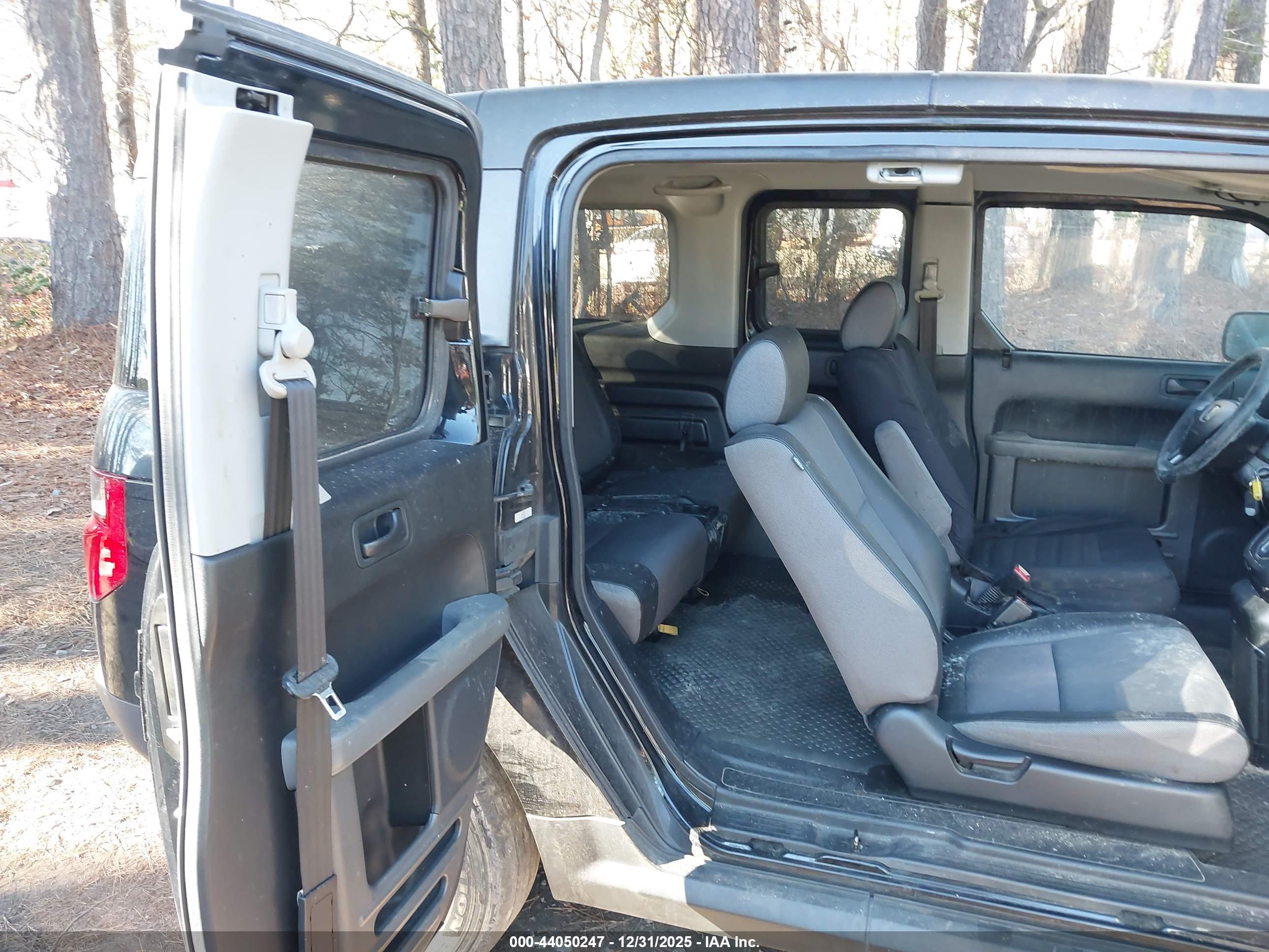 HONDA ELEMENT image 8