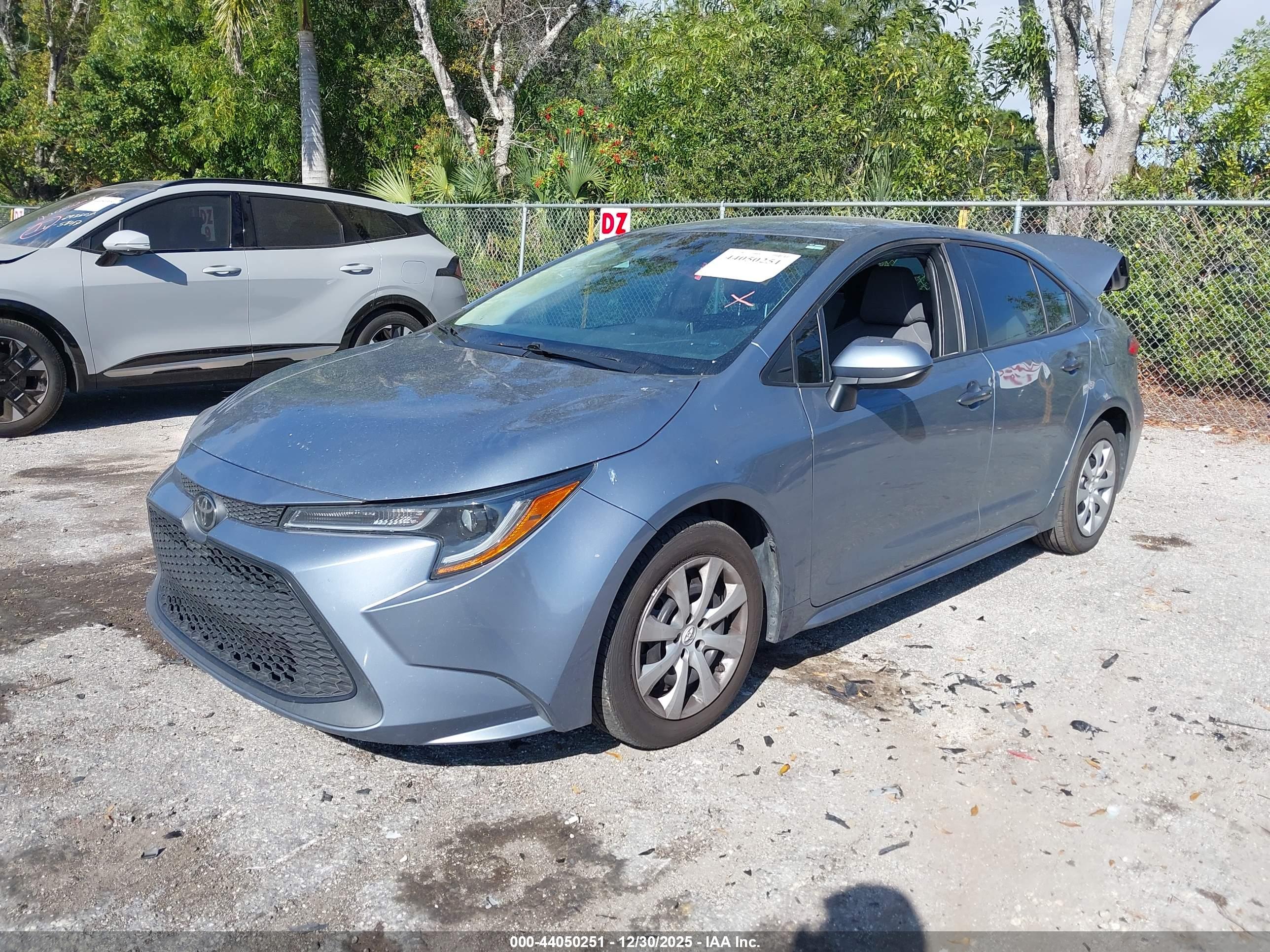 TOYOTA COROLLA image 2