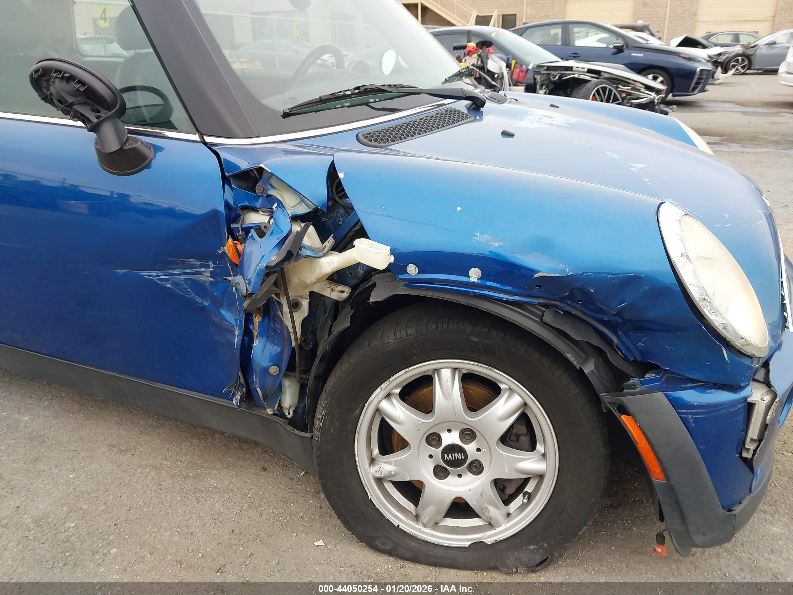 MINI COOPER image 6