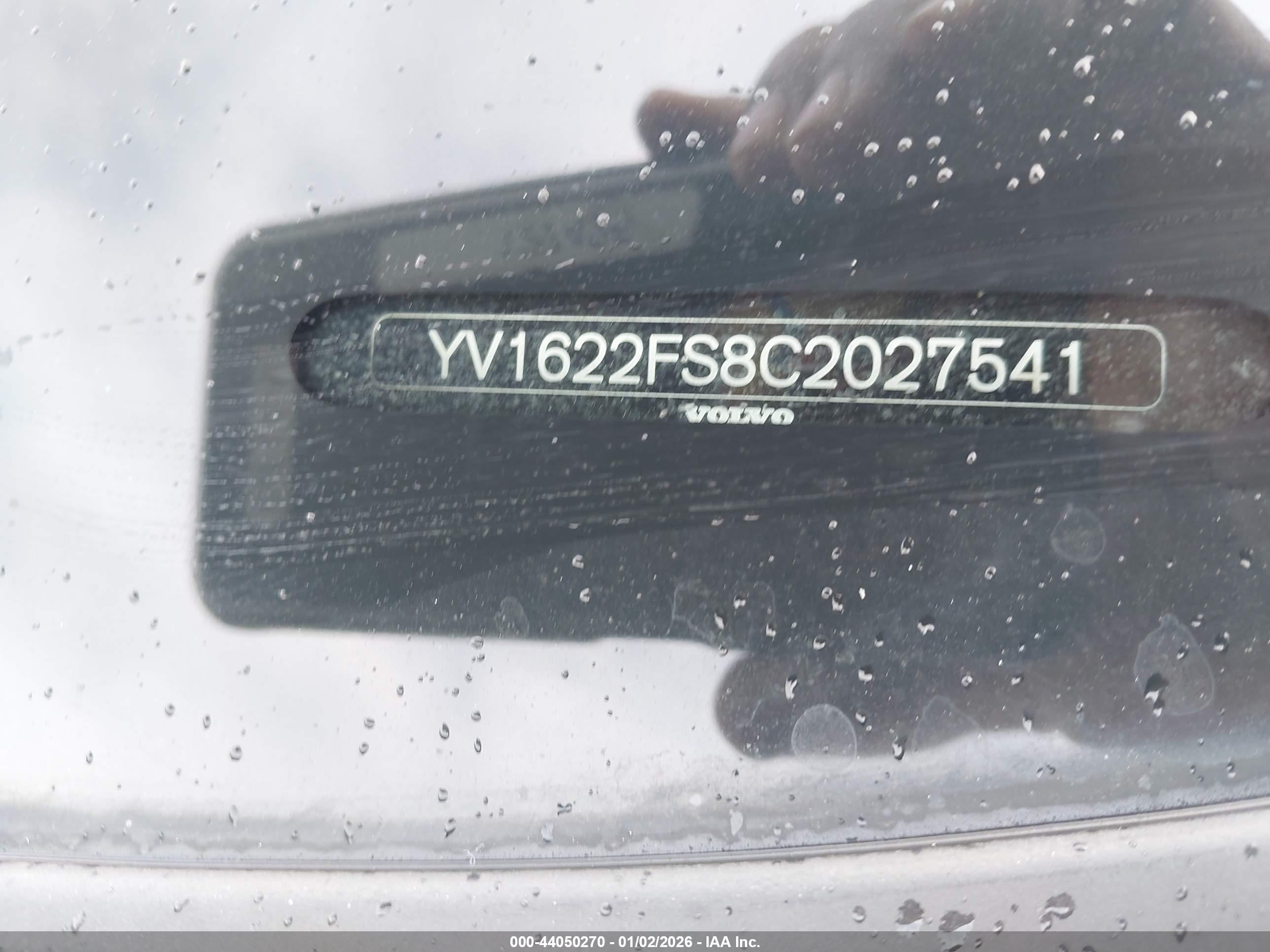VOLVO S60 image 9