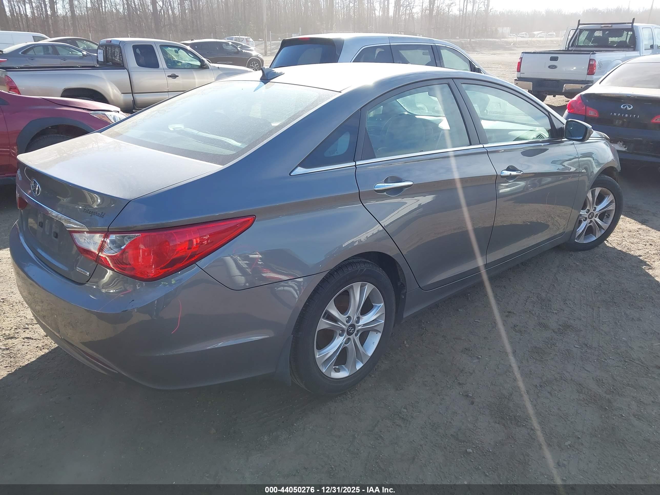 HYUNDAI SONATA image 4