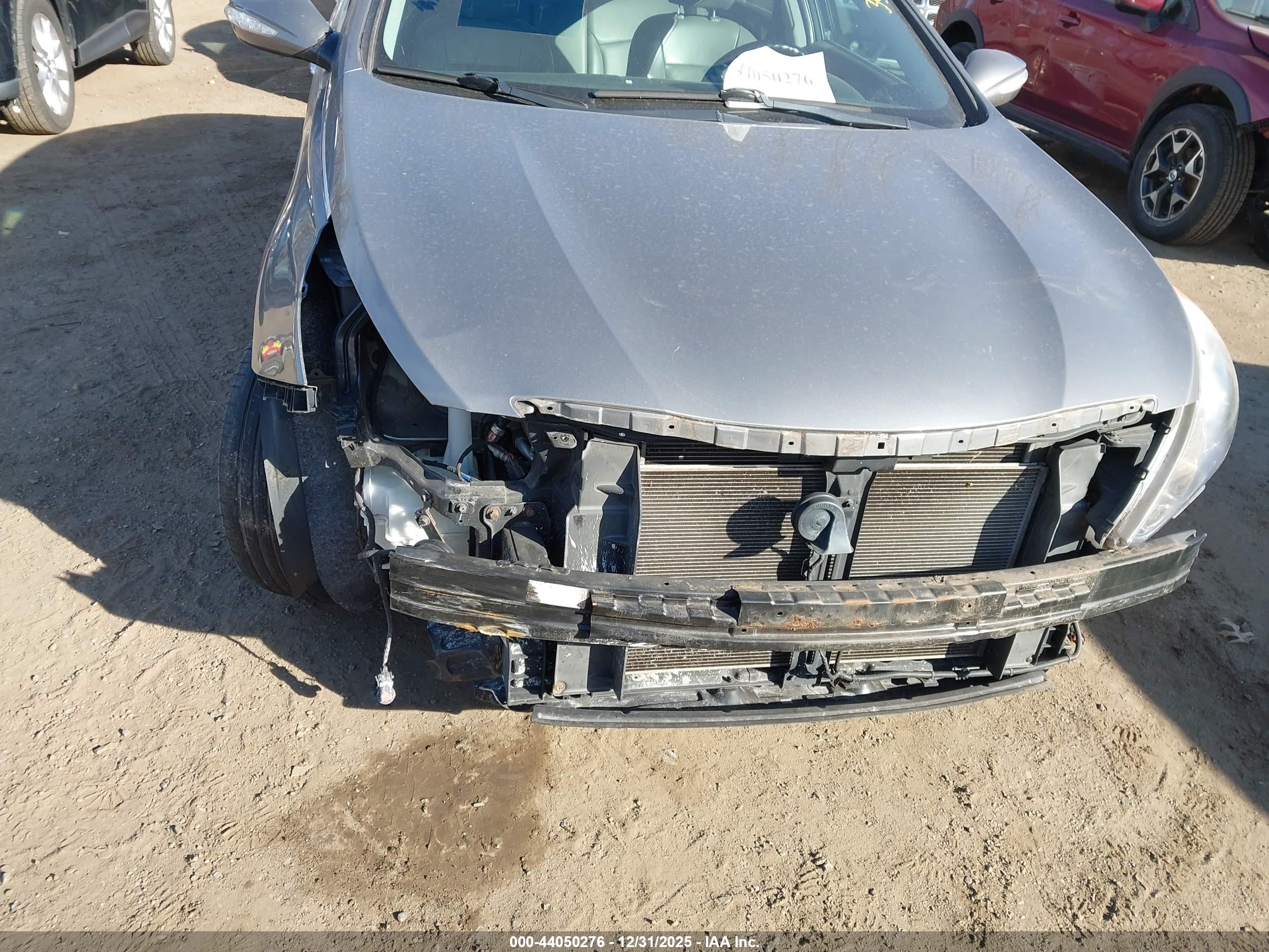 HYUNDAI SONATA image 6