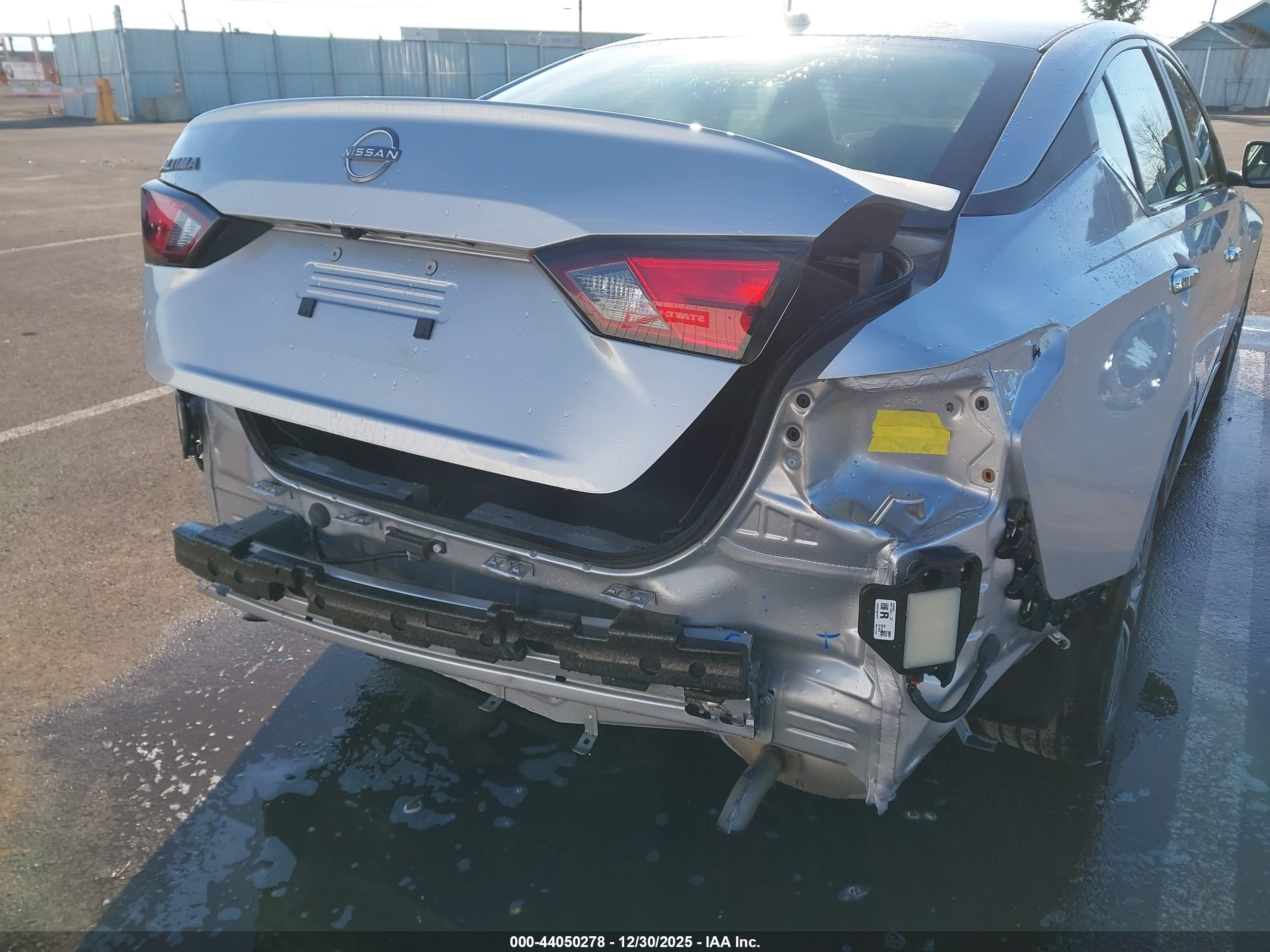 NISSAN ALTIMA image 6