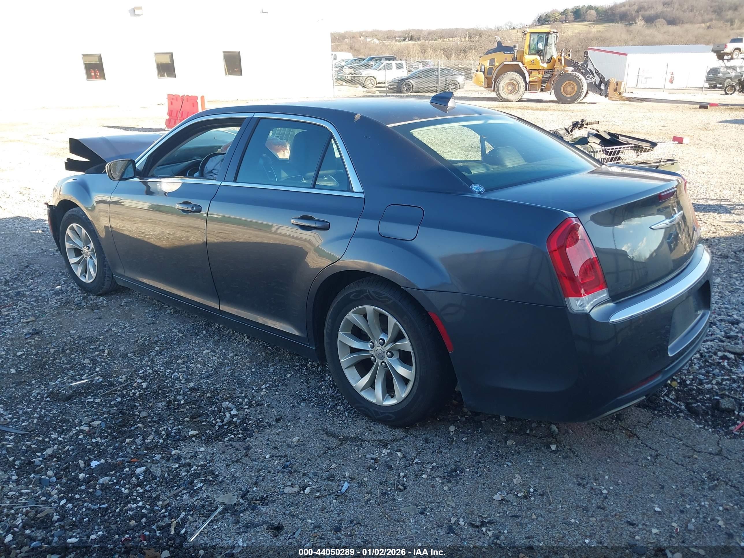 CHRYSLER 300 image 3