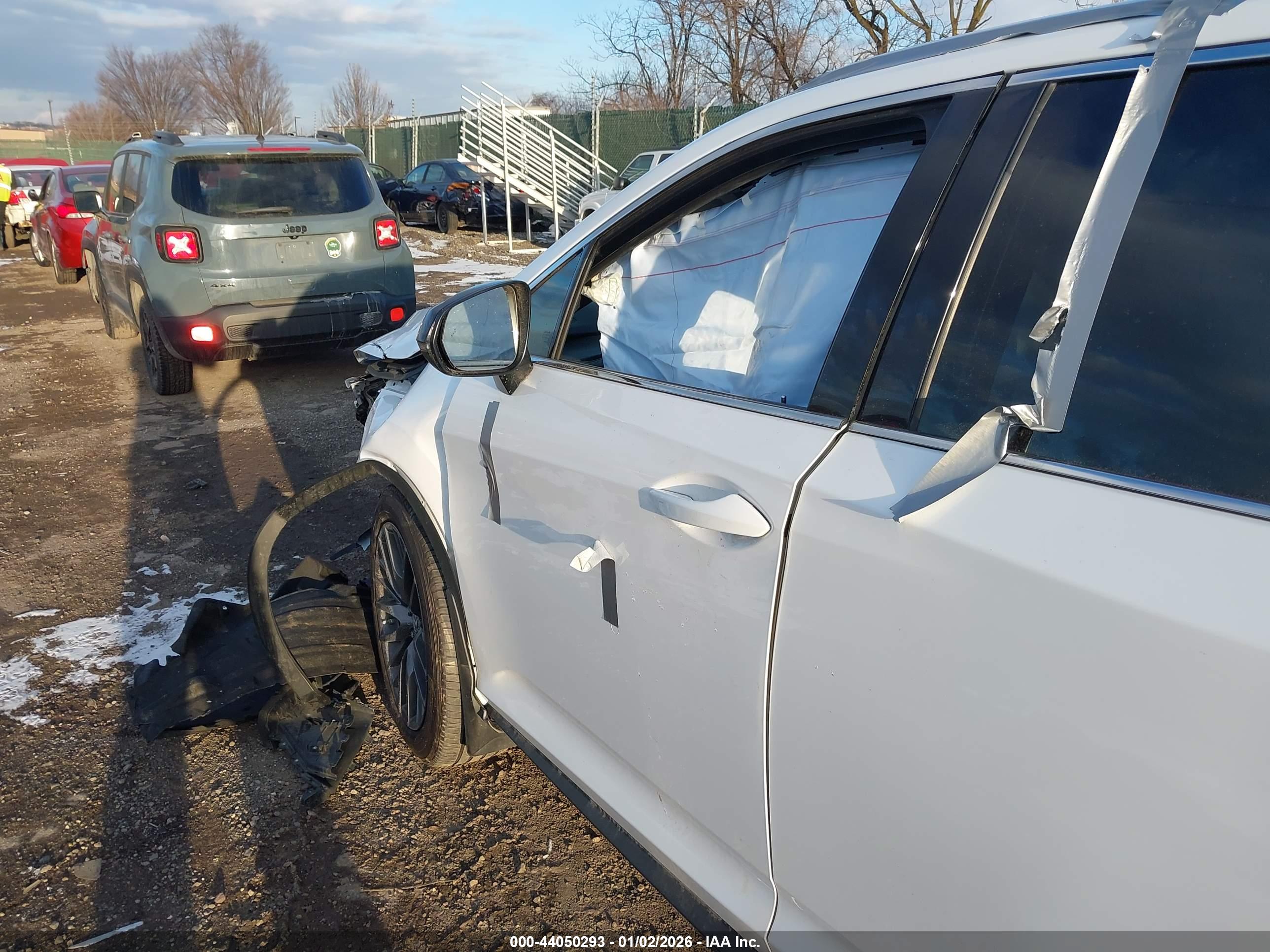 LEXUS RX image 6