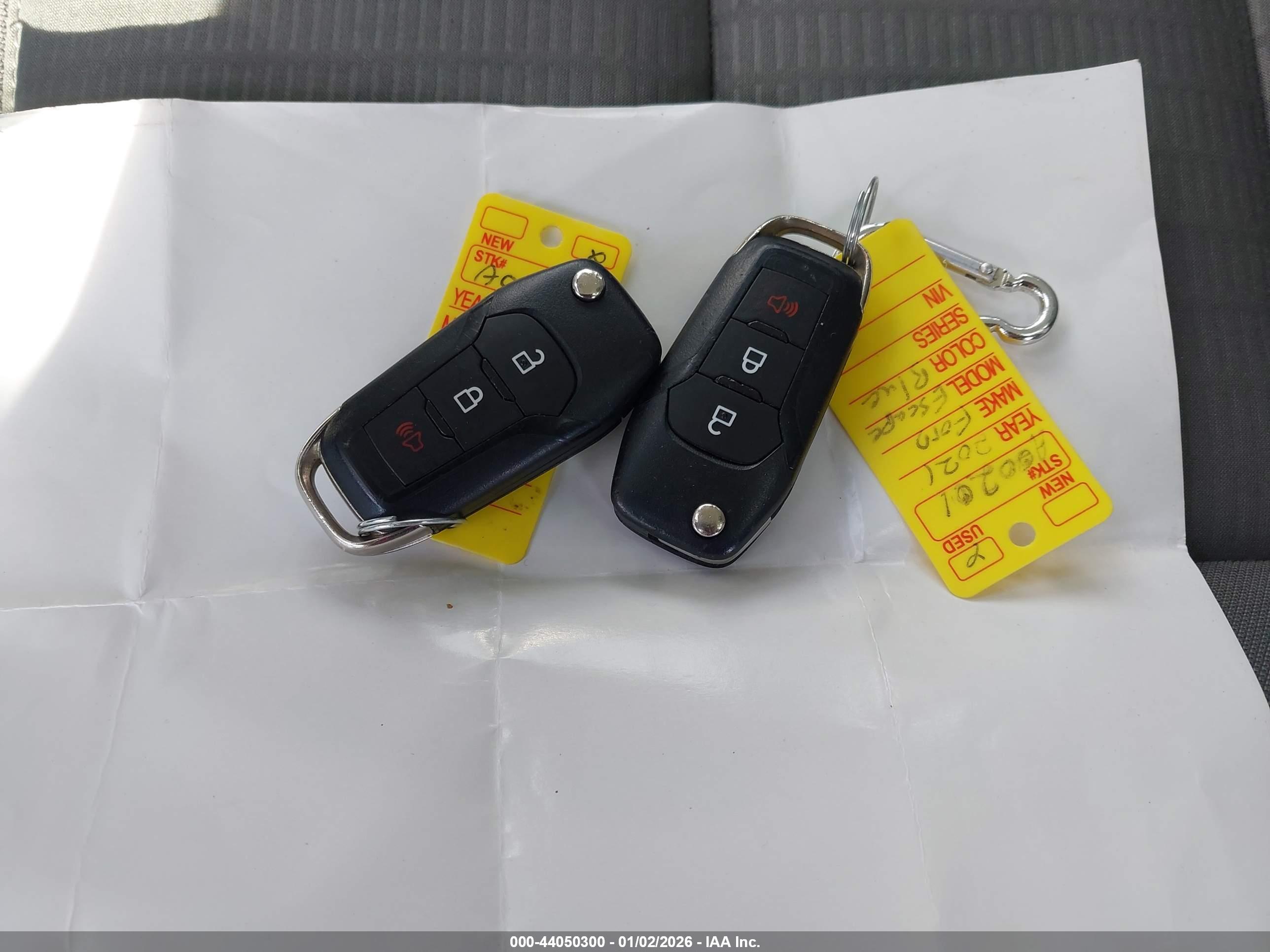FORD ESCAPE image 11