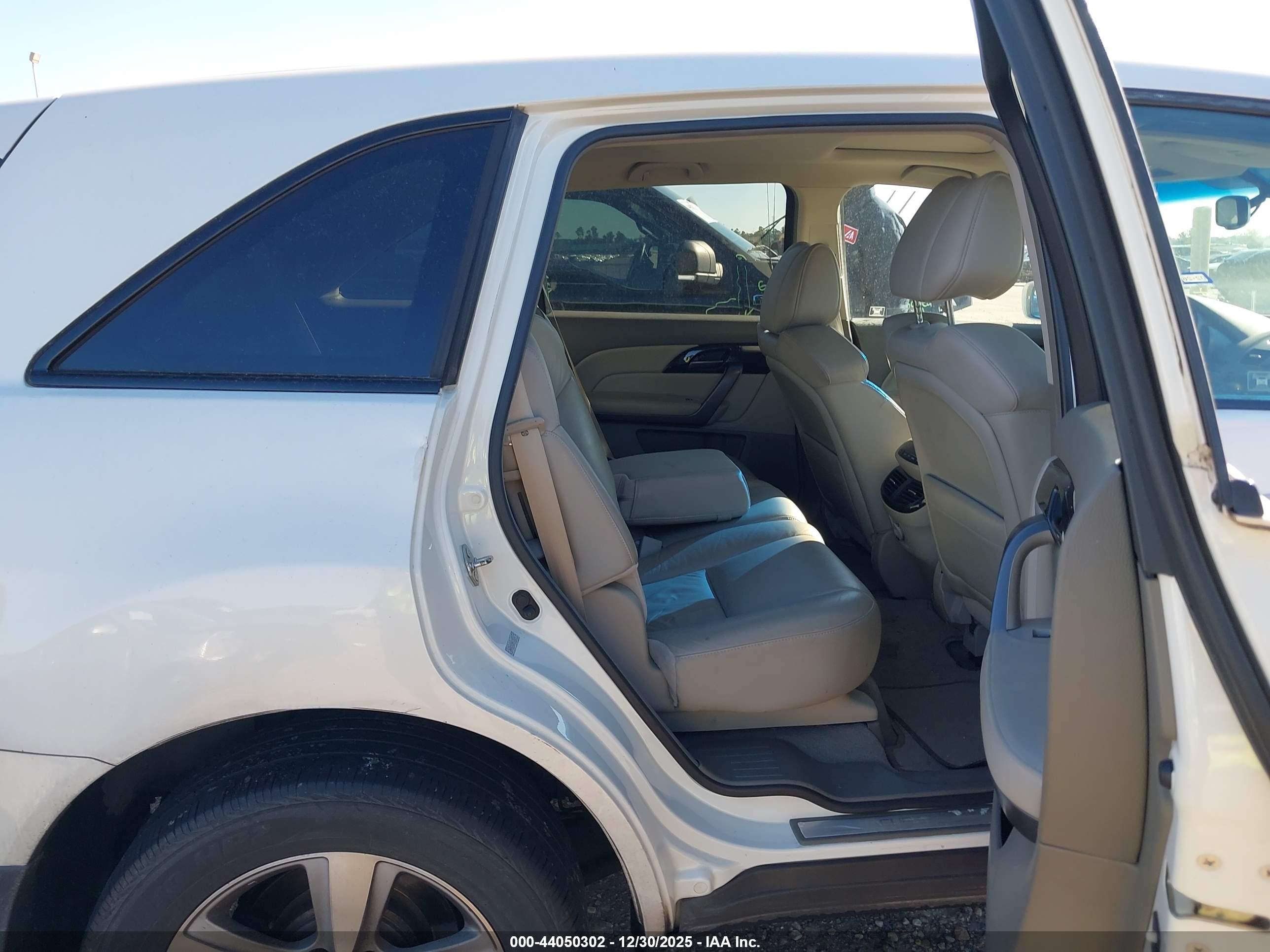 ACURA MDX image 8