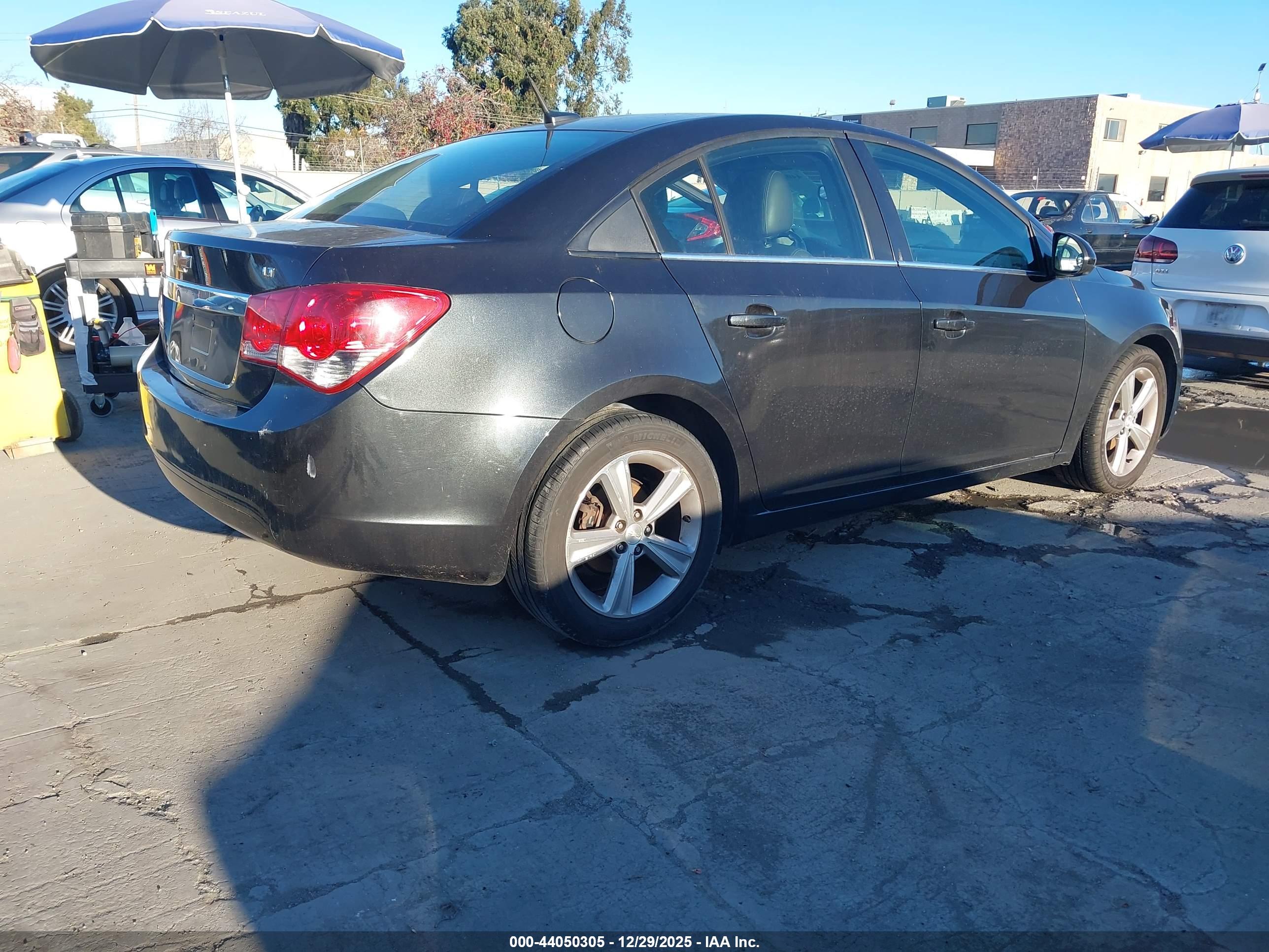 CHEVROLET CRUZE image 4