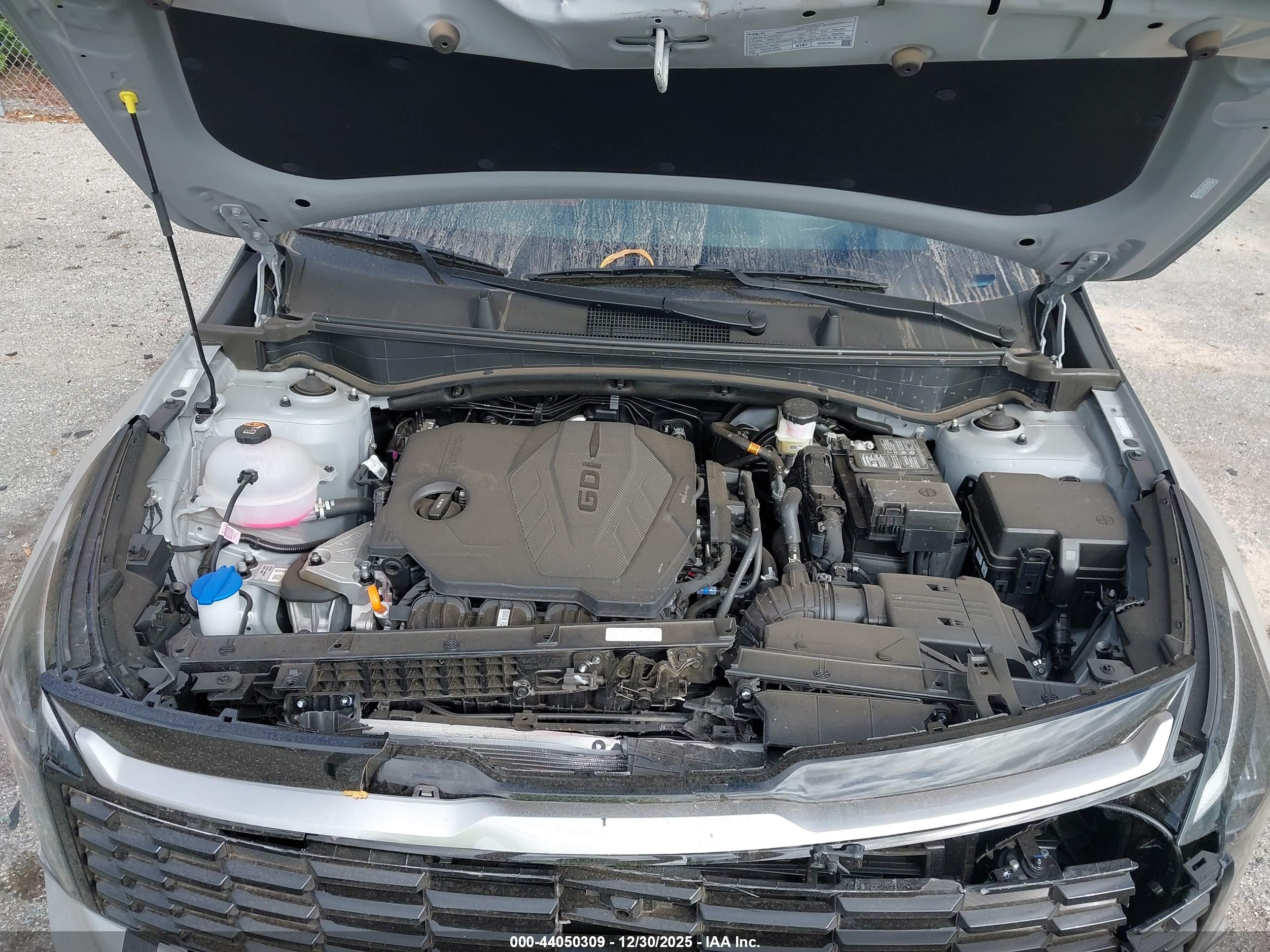 KIA SPORTAGE image 10