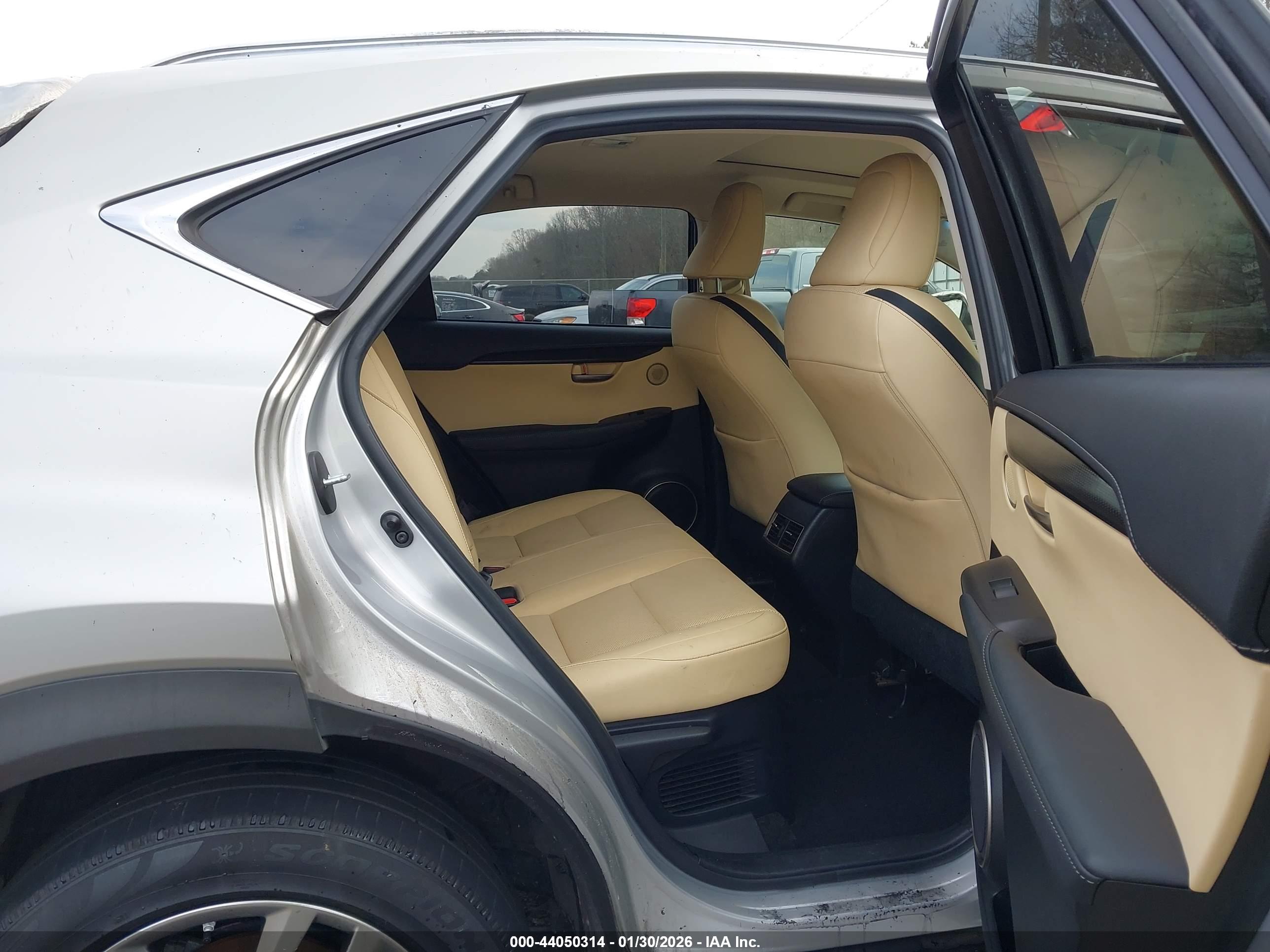 LEXUS NX image 8